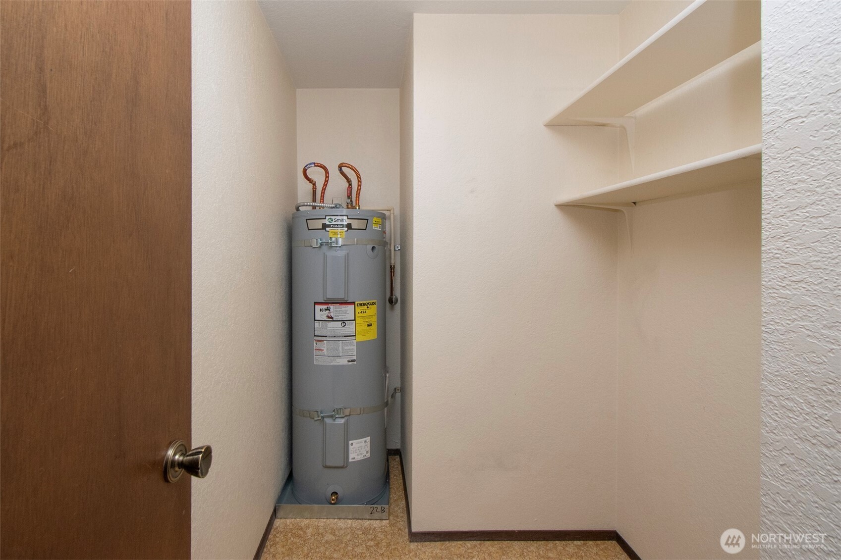 830 N Canterbury Court , Sequim, WA 98382