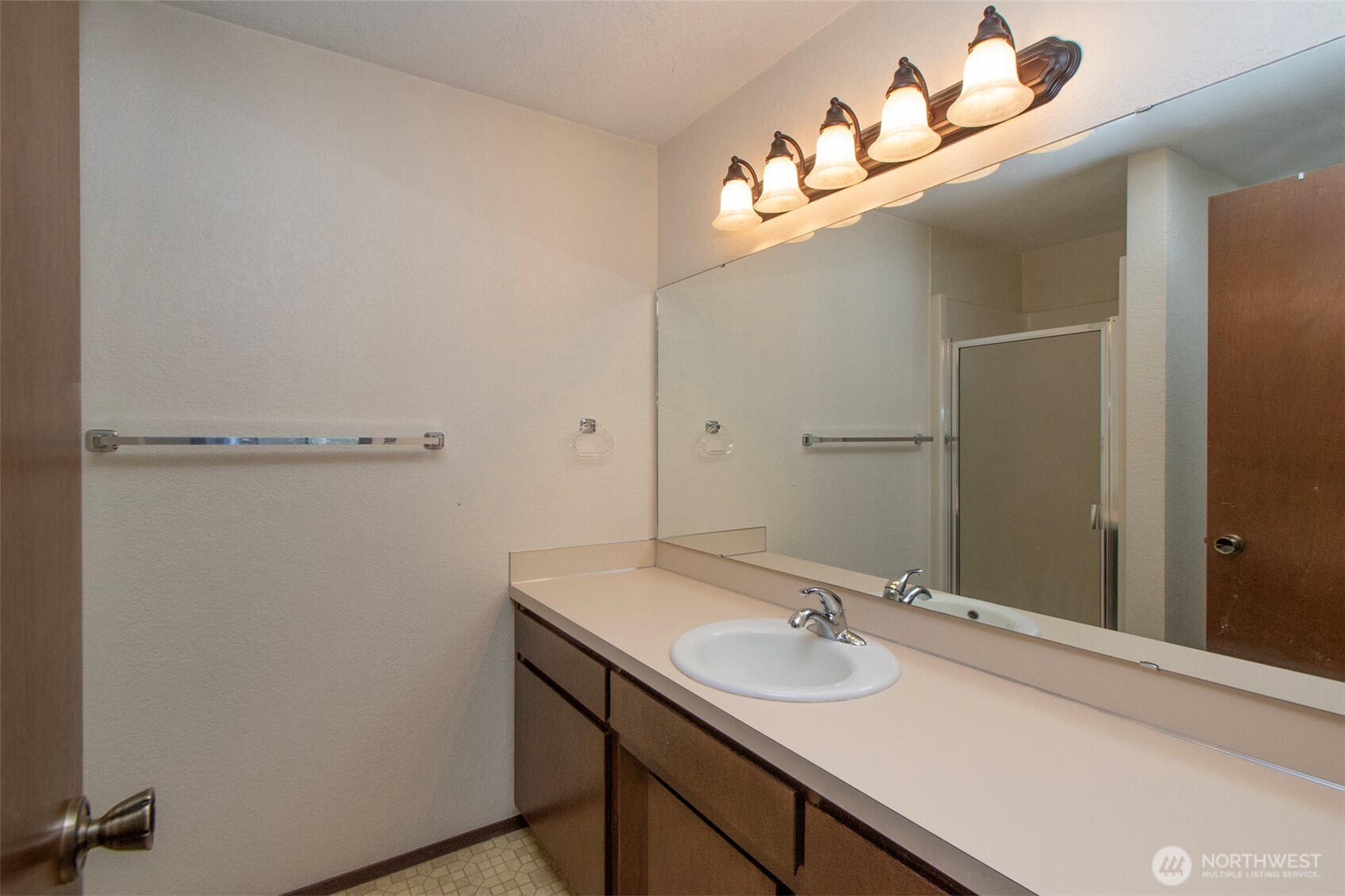 830 N Canterbury Court , Sequim, WA 98382