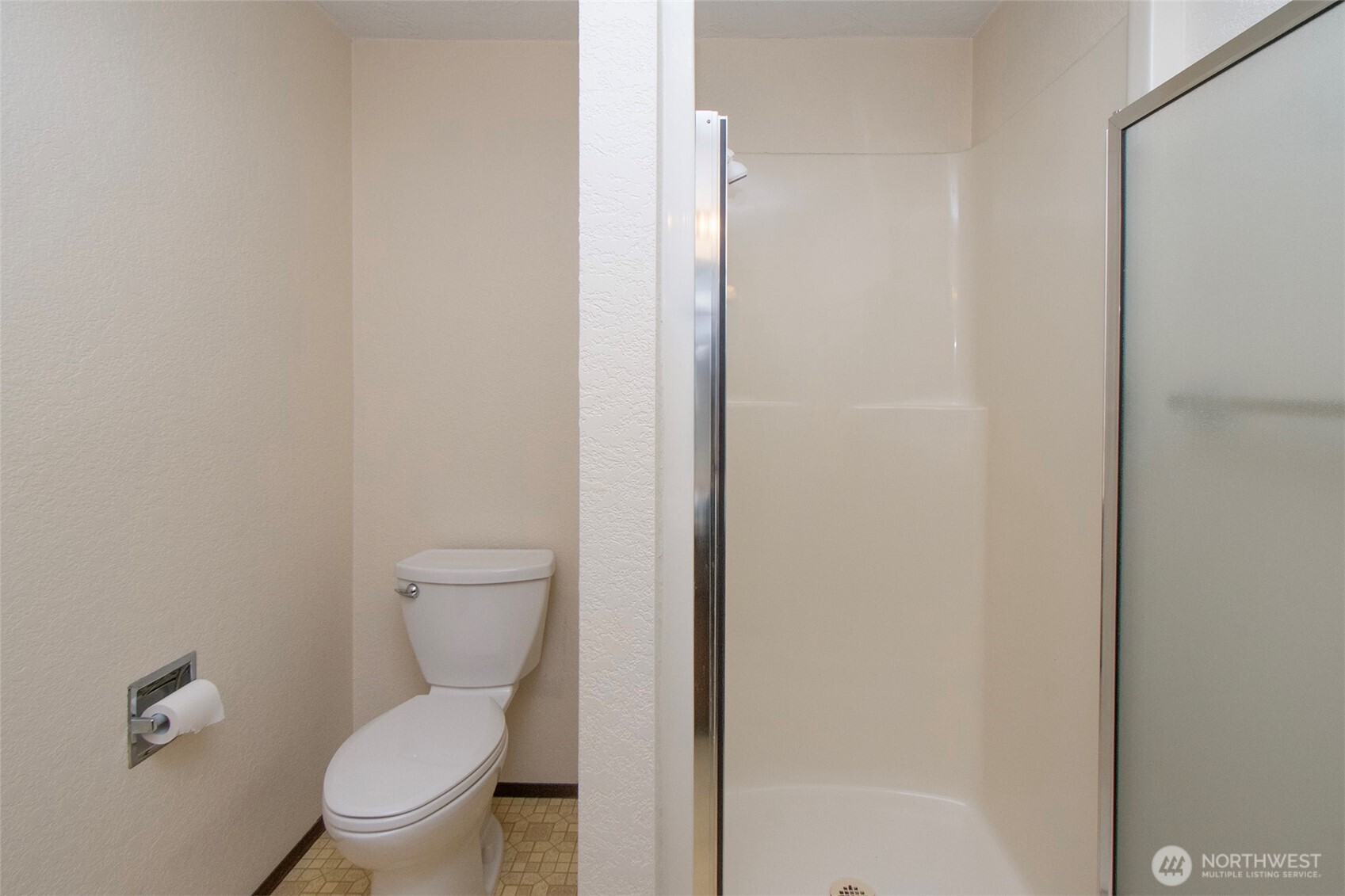 830 N Canterbury Court , Sequim, WA 98382