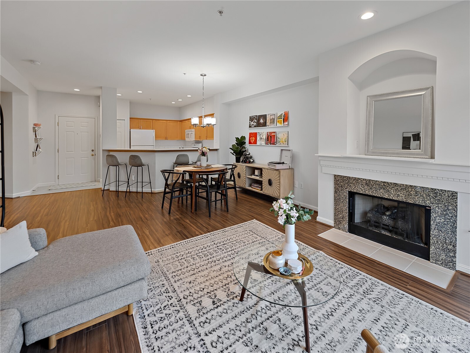 9205 122nd Court NE #6, Kirkland, WA 98033