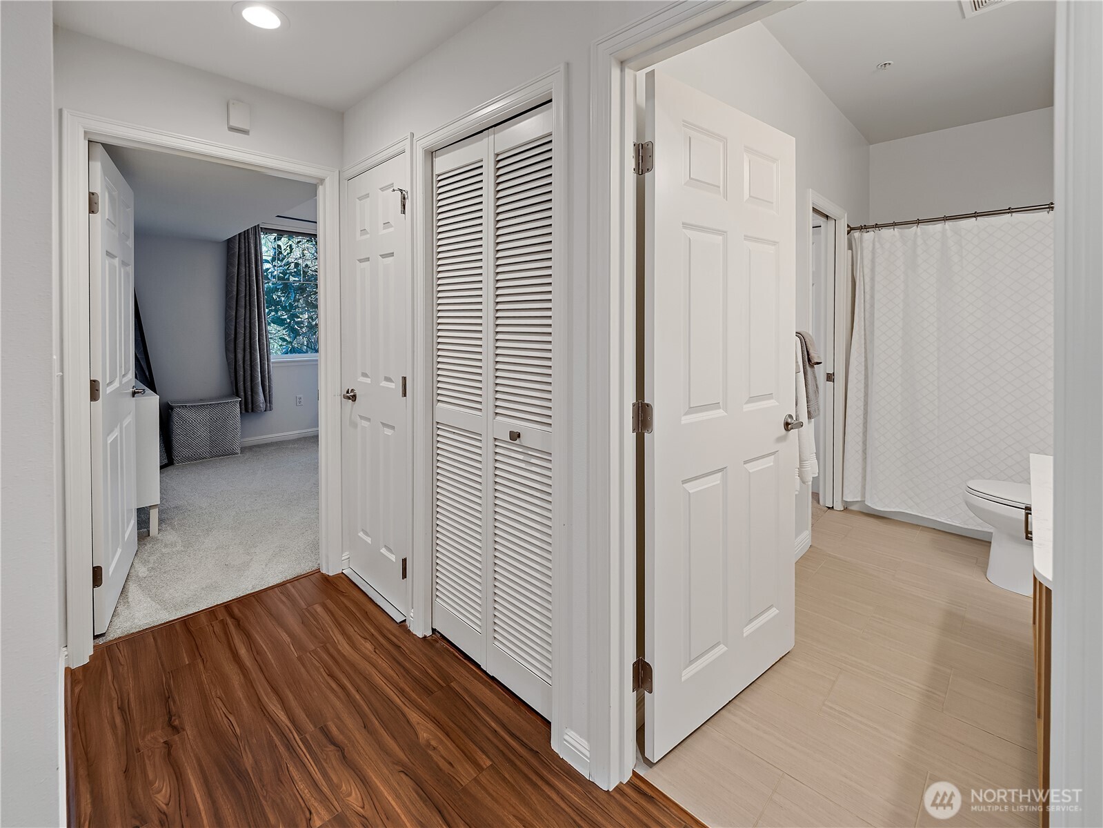 9205 122nd Court NE #6, Kirkland, WA 98033