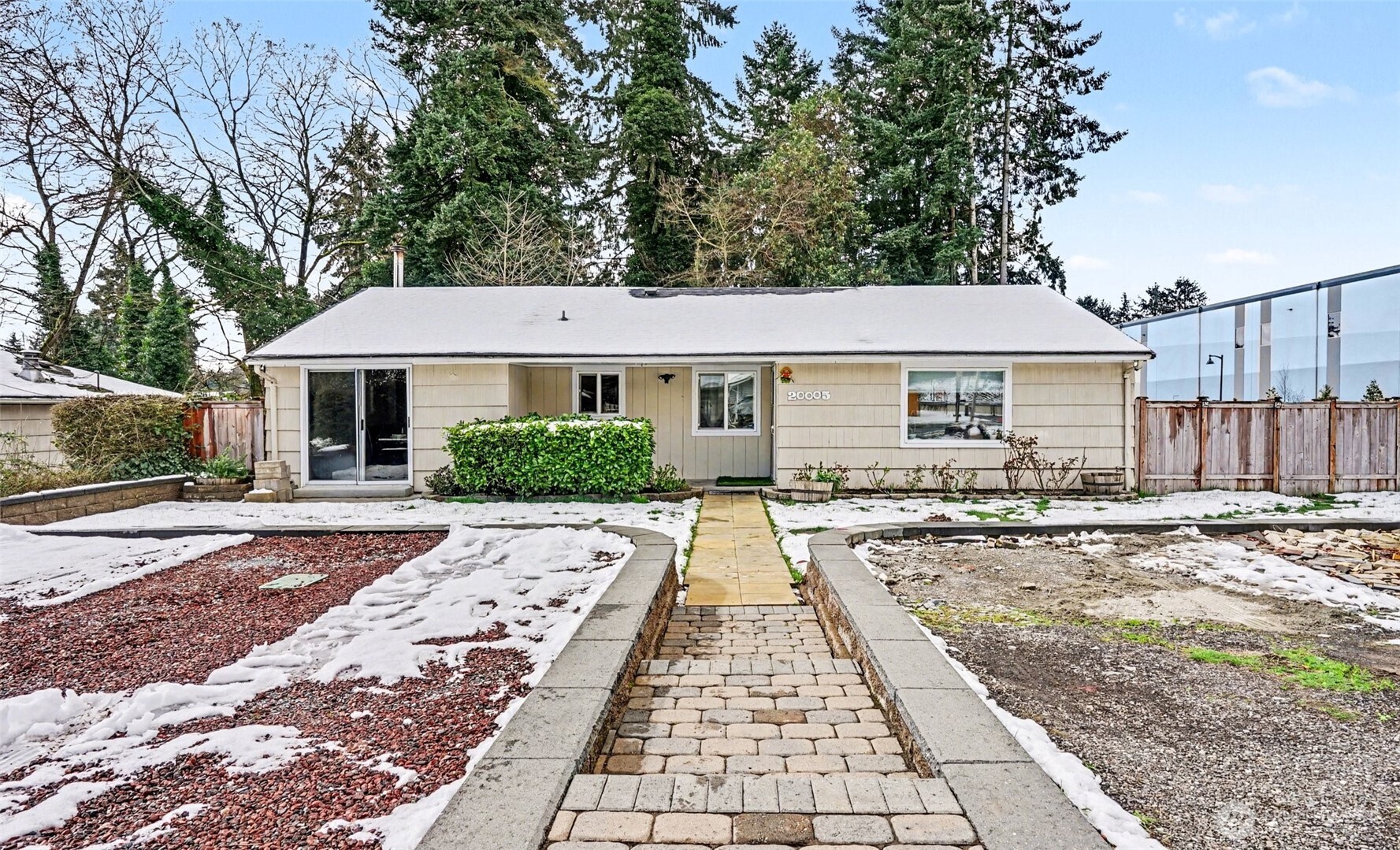 20005 14th Avenue S, SeaTac, WA 98198