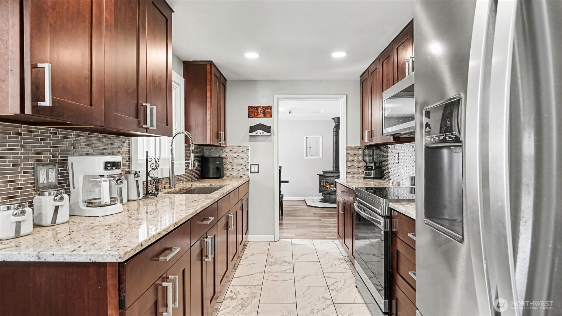 20005 14th Avenue S, SeaTac, WA 98198