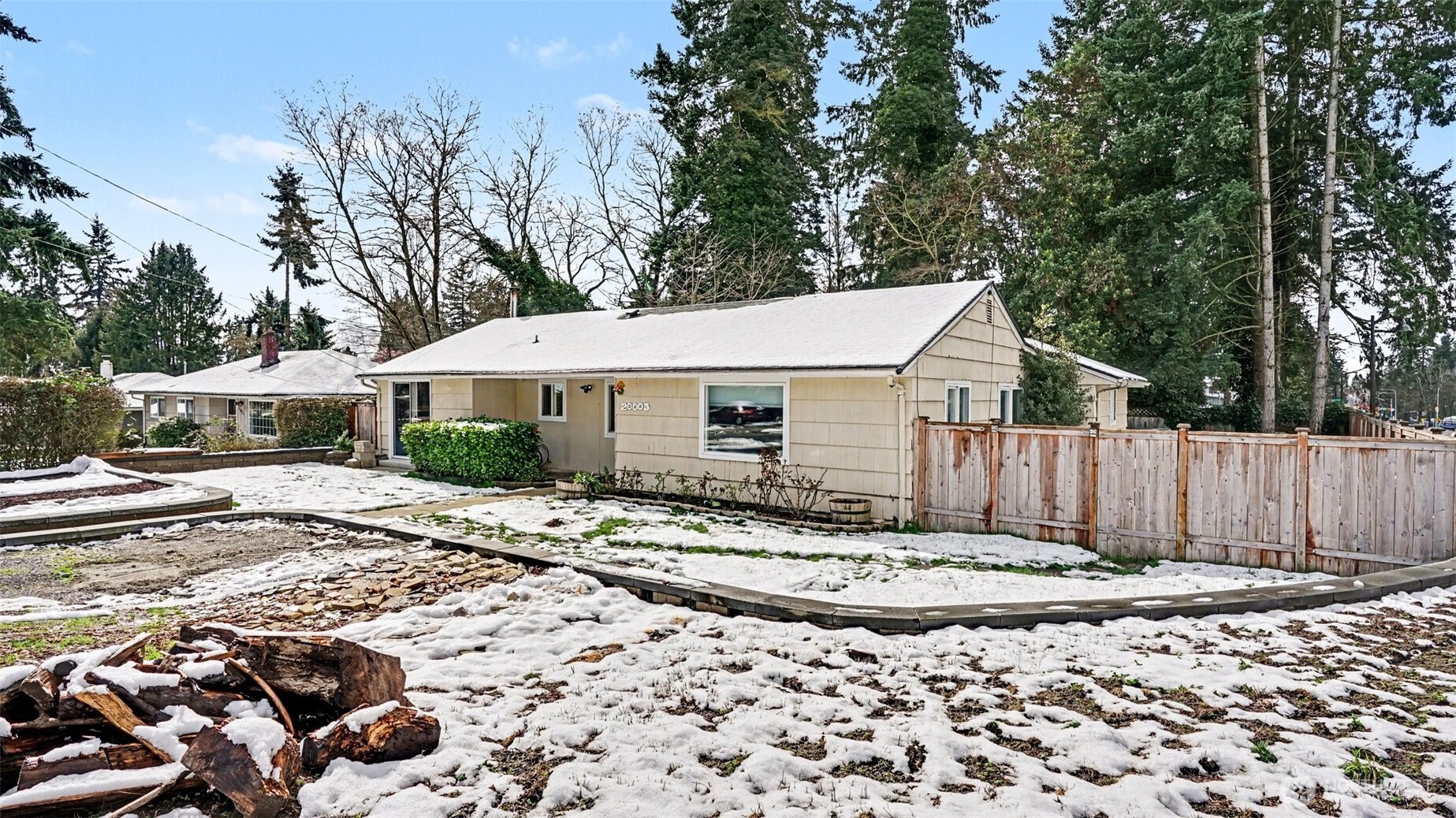 20005 14th Avenue S, SeaTac, WA 98198