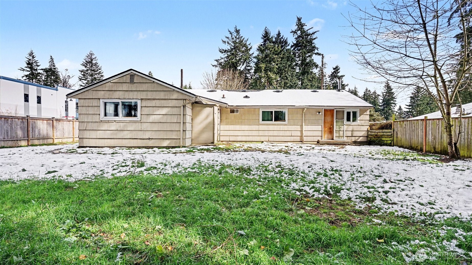 20005 14th Avenue S, SeaTac, WA 98198