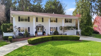 10506 Robin Hood Drive , Edmonds, WA 98020 - Photo 2