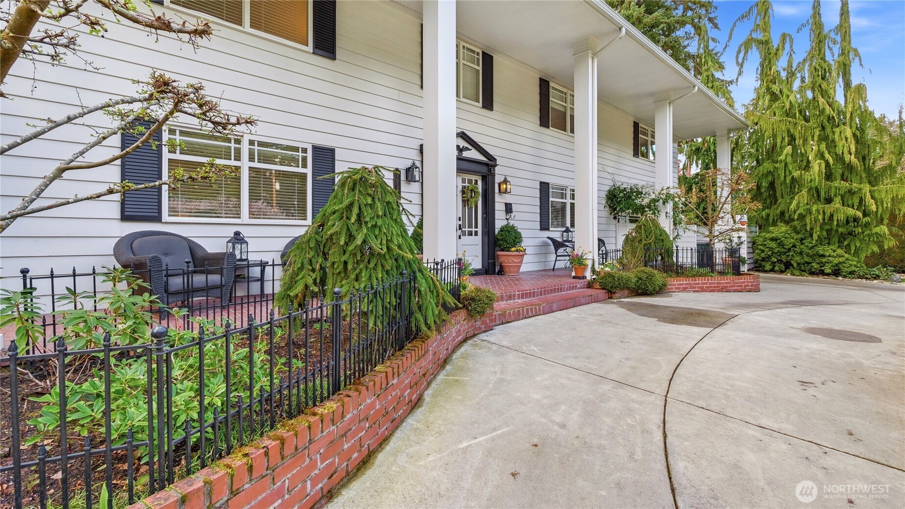 10506 Robin Hood Drive , Edmonds, WA 98020