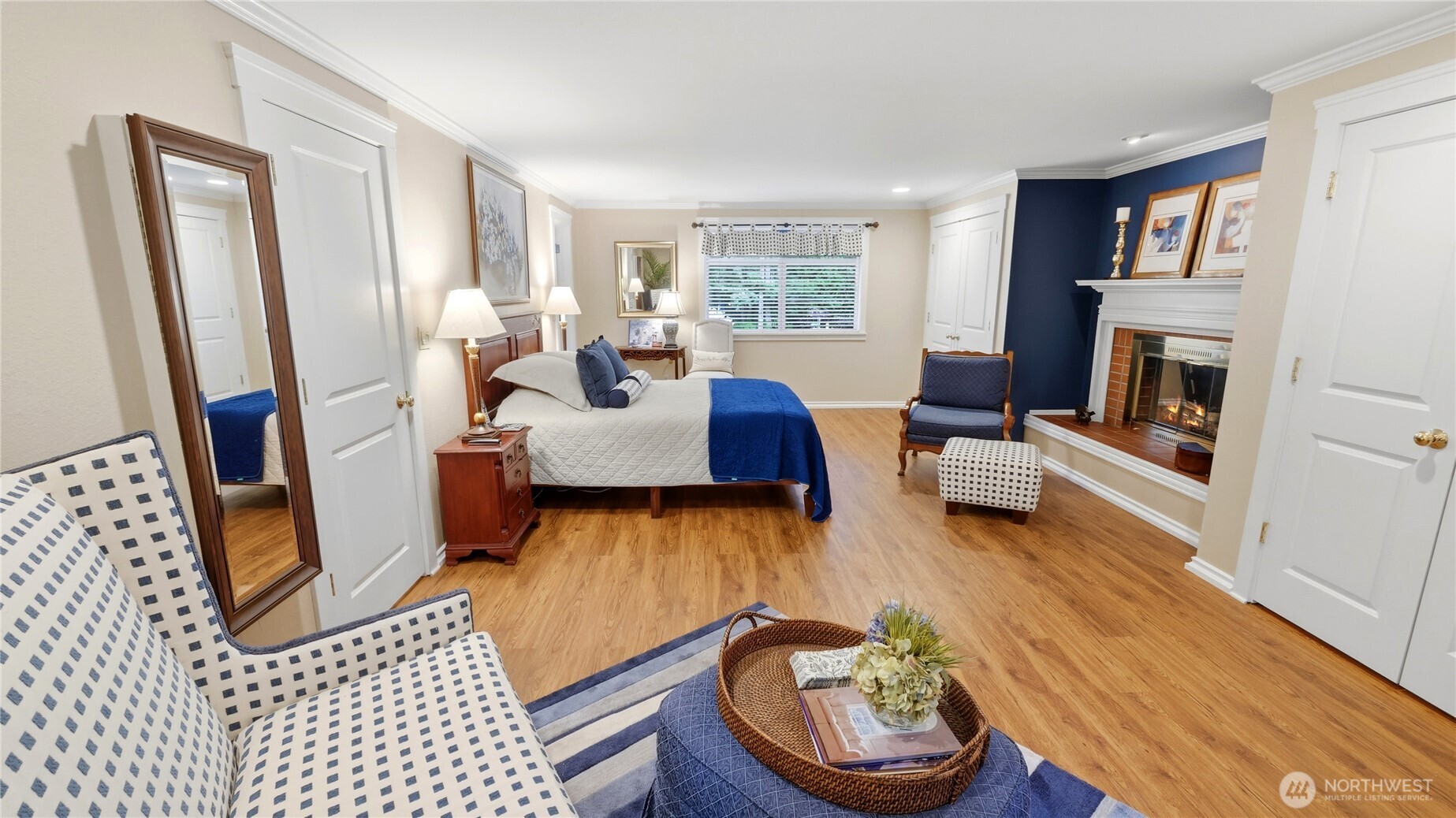 10506 Robin Hood Drive , Edmonds, WA 98020