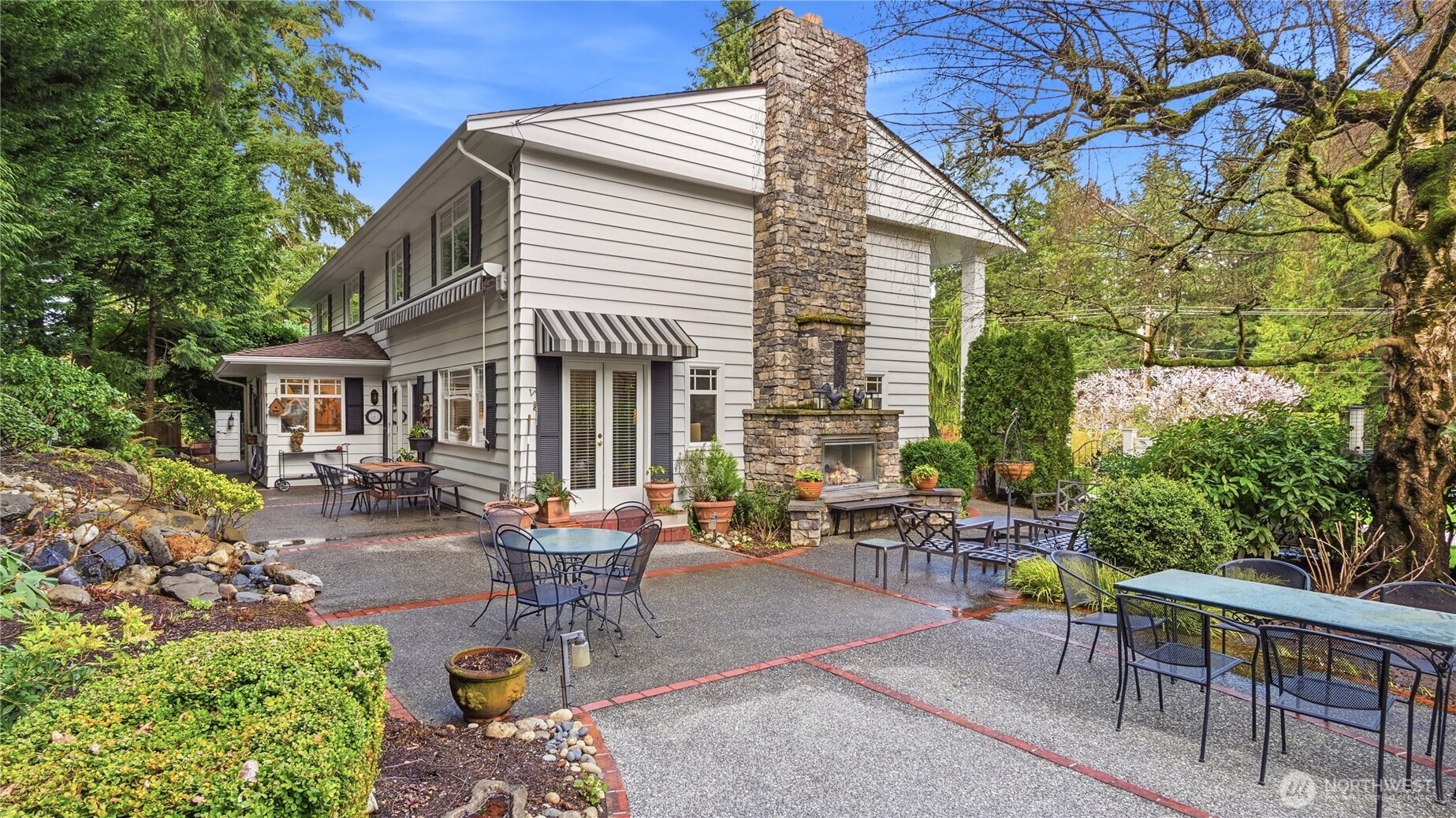 10506 Robin Hood Drive , Edmonds, WA 98020