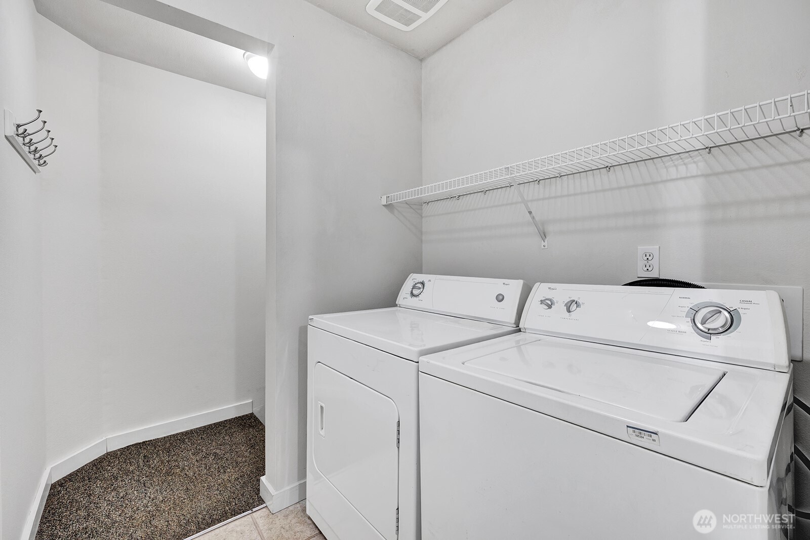 10515 221st Lane NE #202, Redmond, WA 98053-2013