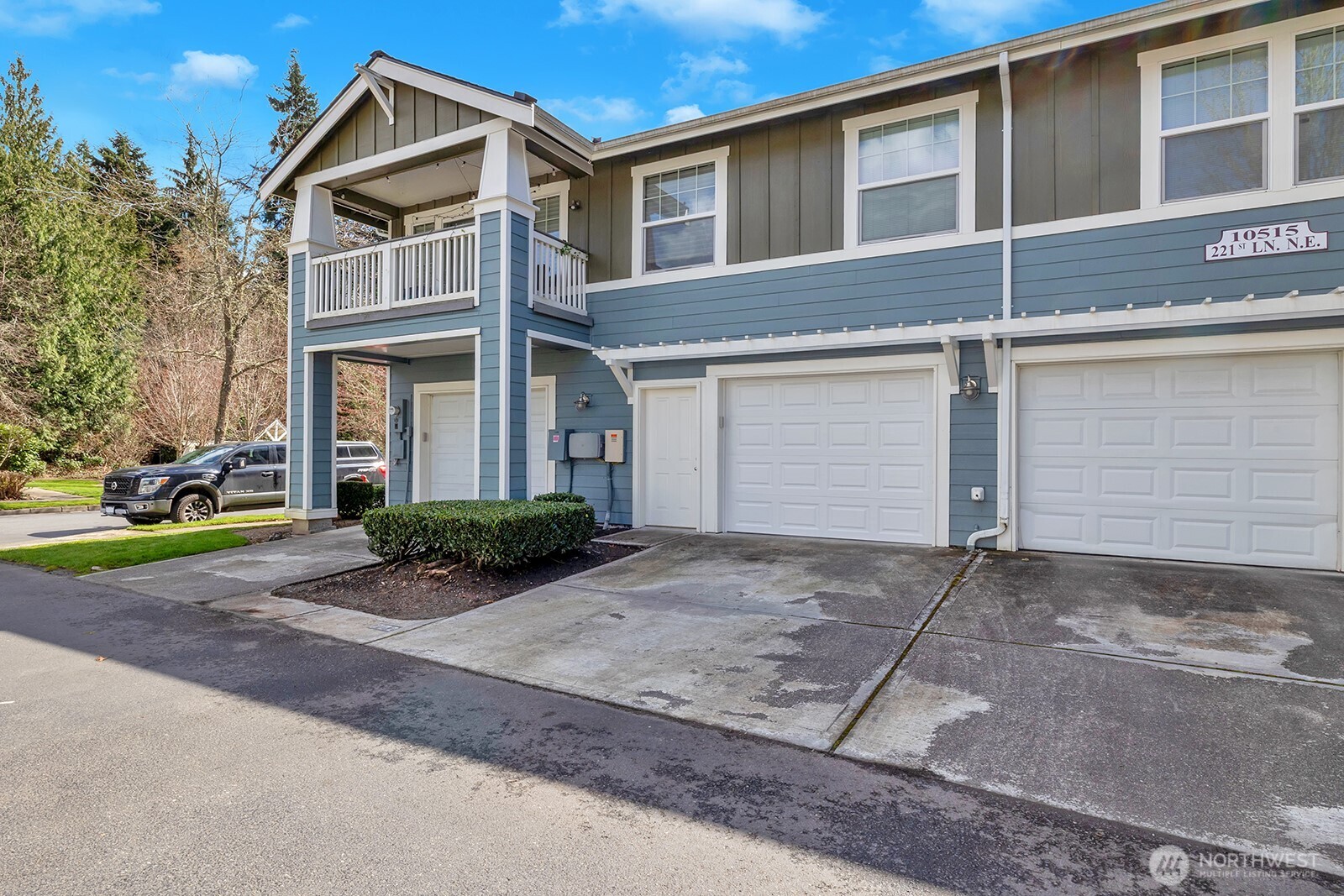 10515 221st Lane NE #202, Redmond, WA 98053-2013