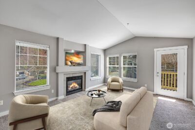 10515 221st Lane NE #202, Redmond, WA 98053-2013 - Photo 2