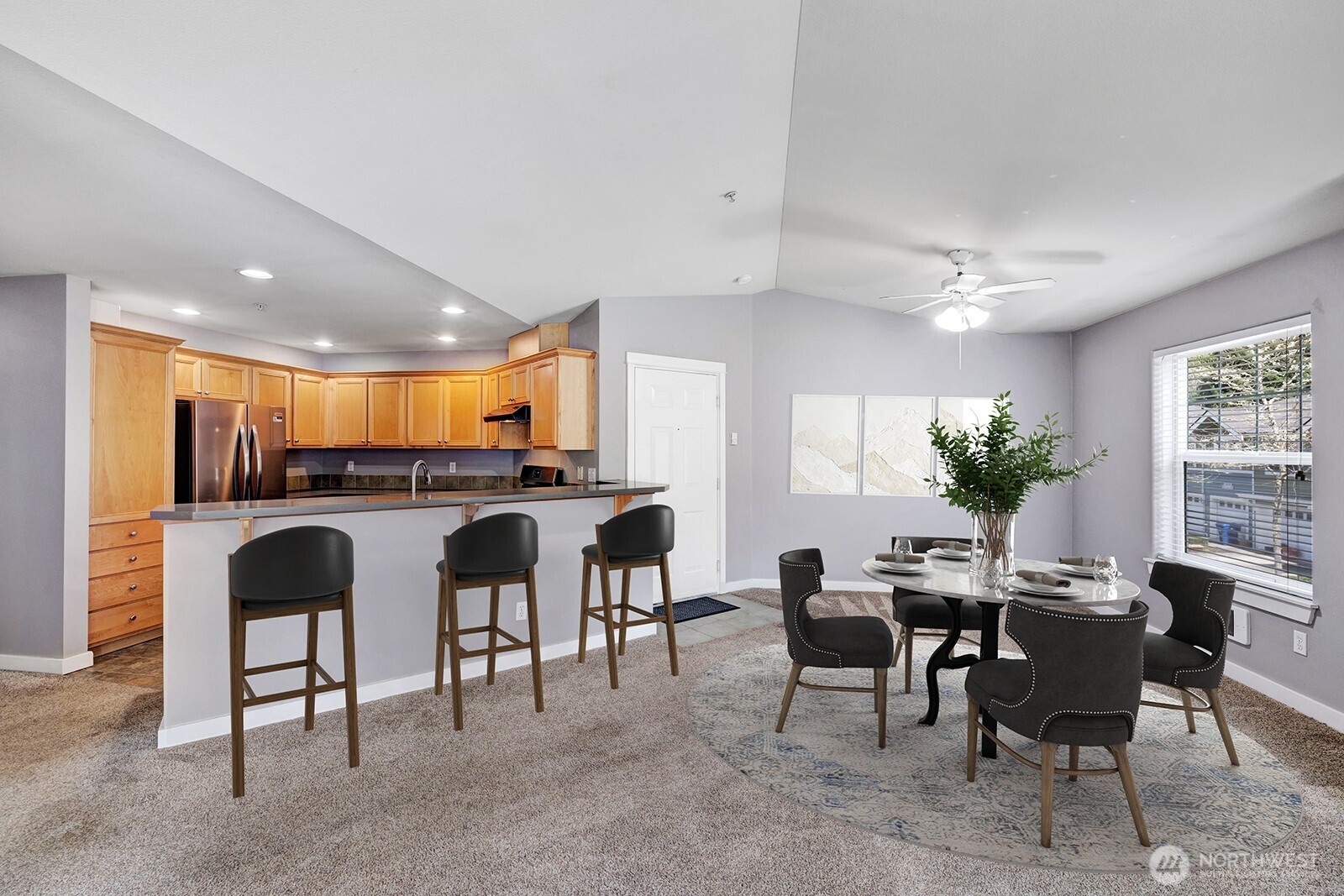 10515 221st Lane NE #202, Redmond, WA 98053-2013