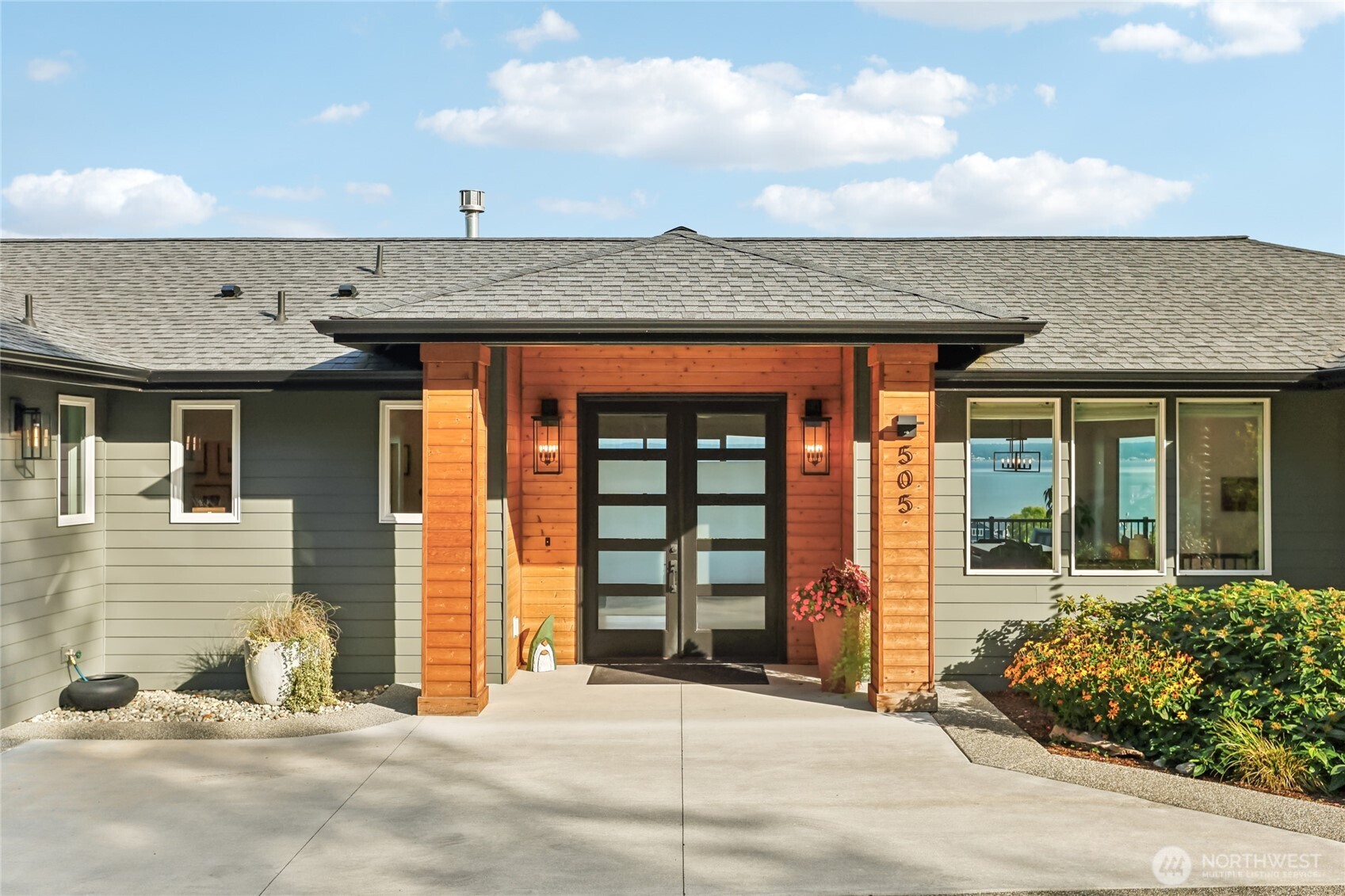 505 Michelle Drive , Camano Island, WA 98282