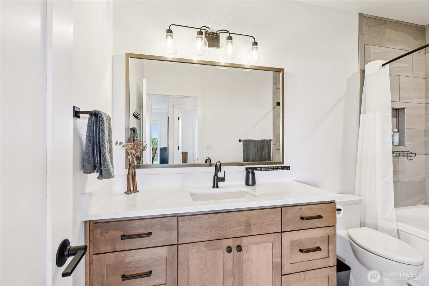 505 Michelle Drive , Camano Island, WA 98282