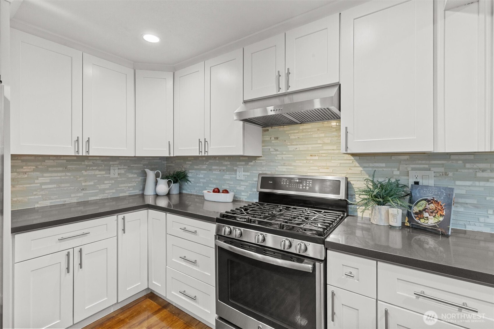 10 143rd Avenue SE, Bellevue, WA 98007