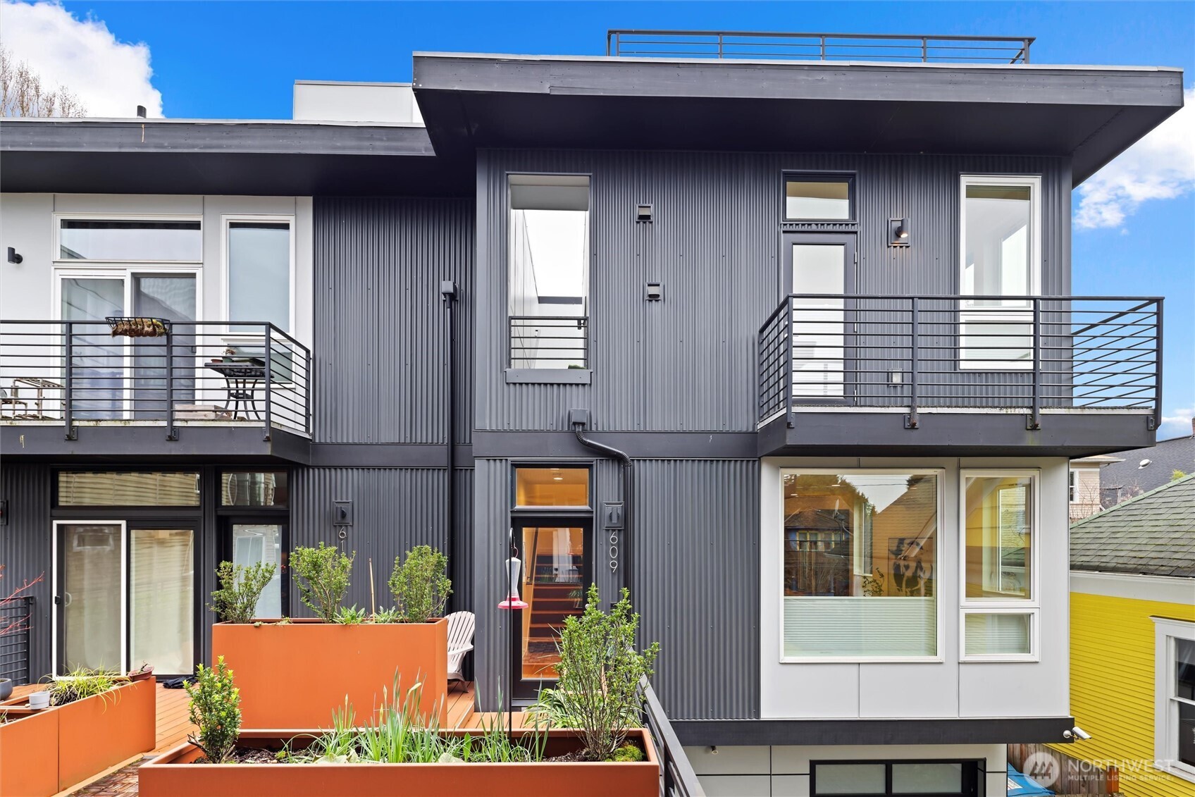 609 15th Avenue E, Seattle, WA 98112