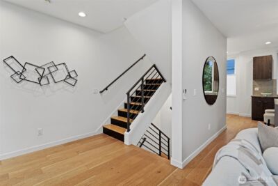 609 15th Avenue E, Seattle, WA 98112 - Photo 14