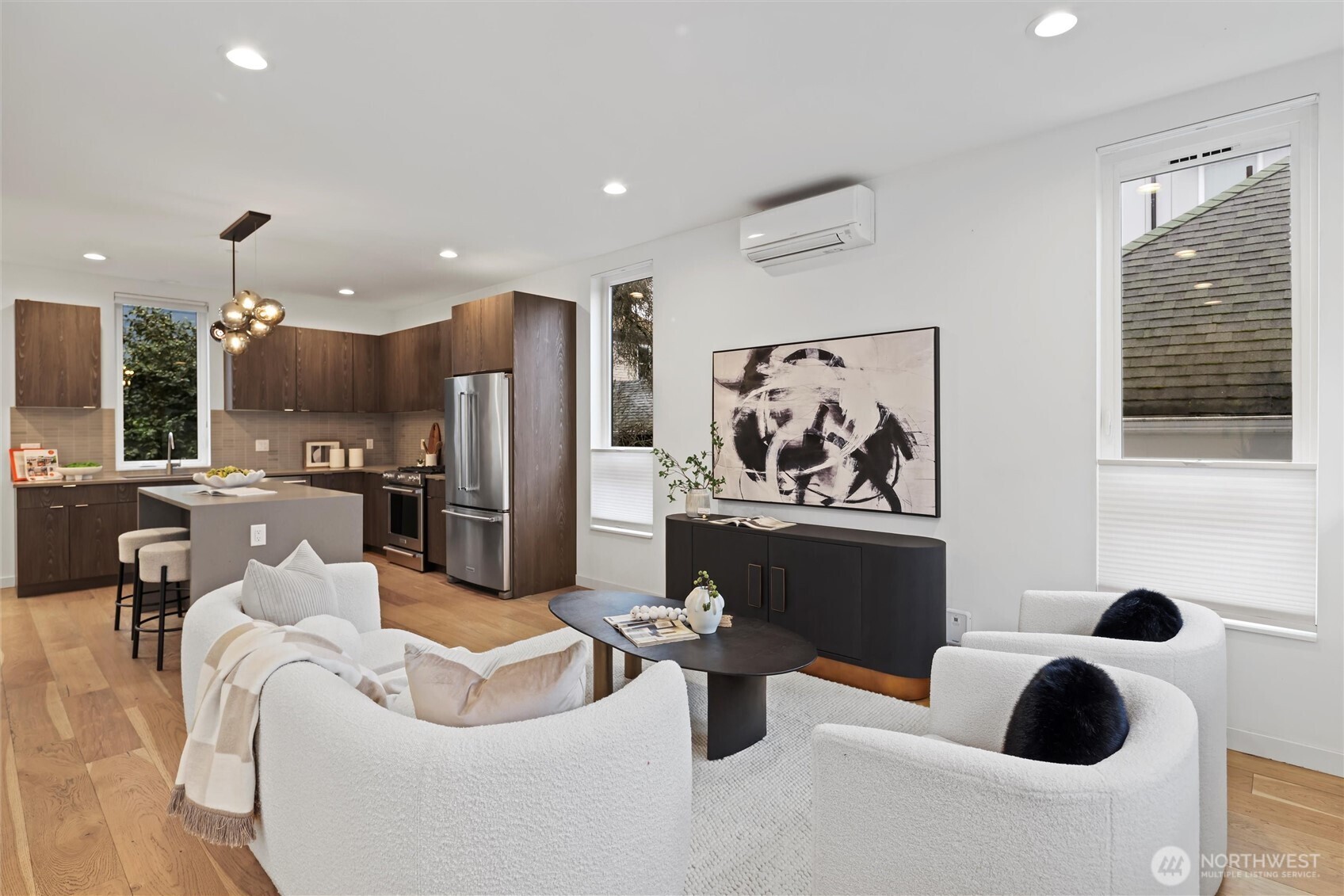 609 15th Avenue E, Seattle, WA 98112