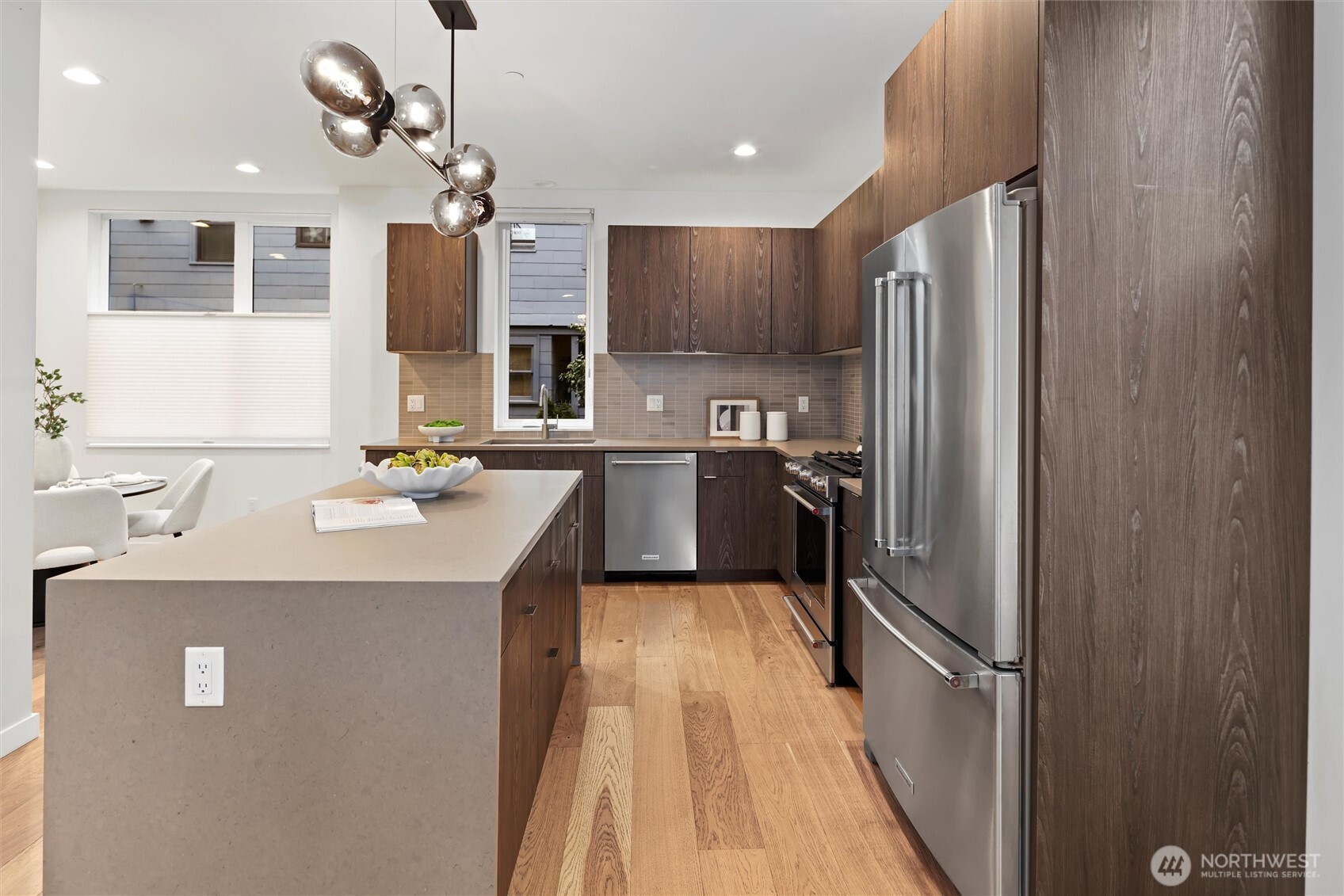 609 15th Avenue E, Seattle, WA 98112