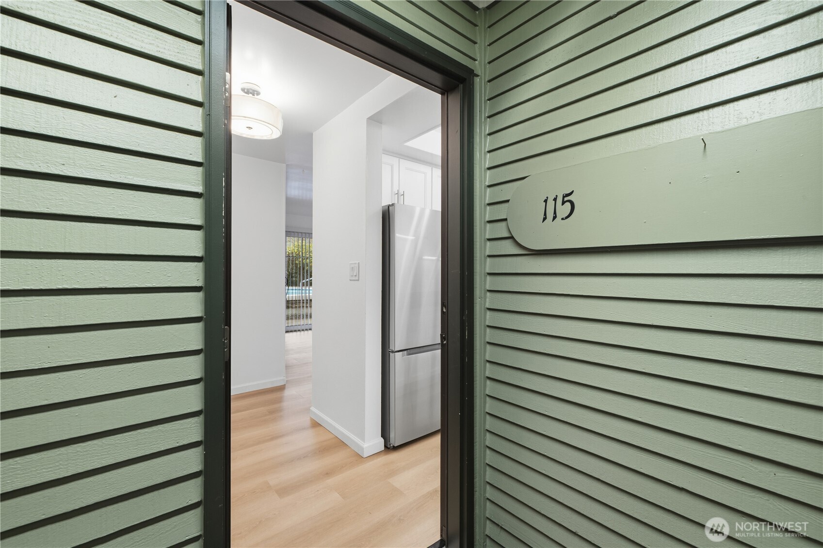 18906 8th Avenue NW #115, Shoreline, WA 98177