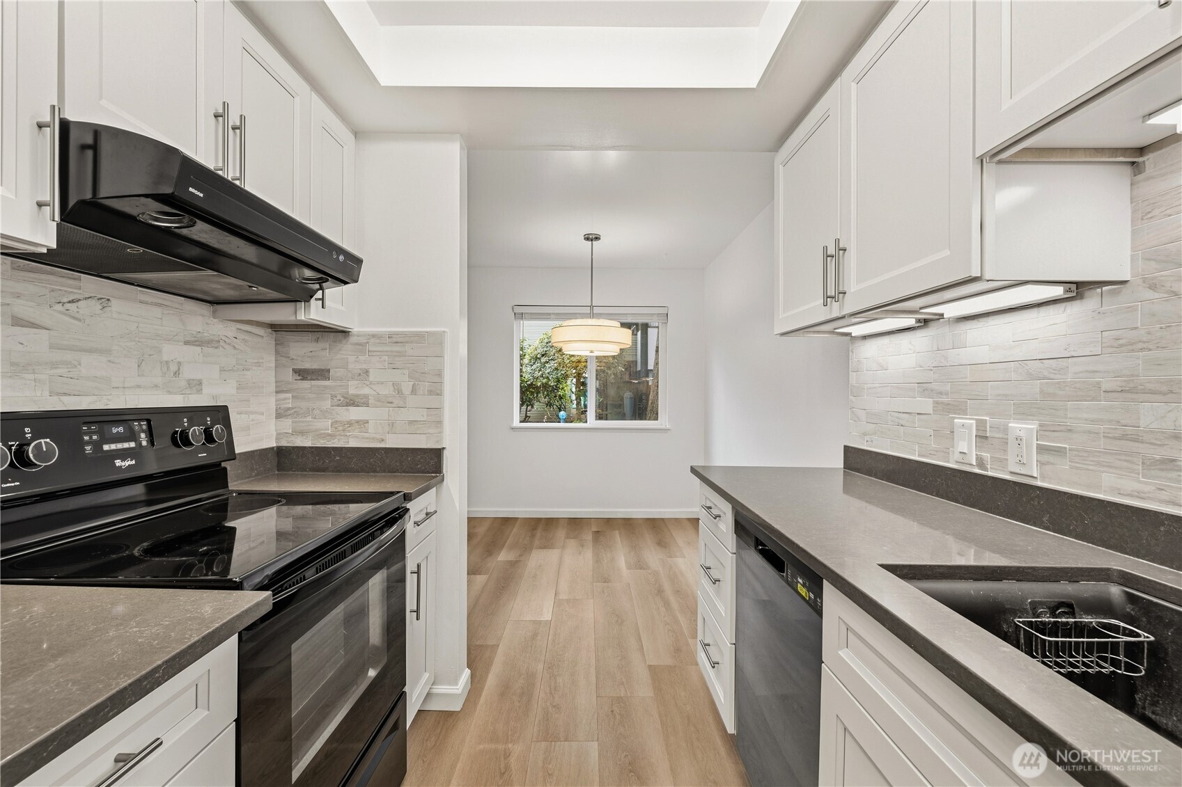 18906 8th Avenue NW #115, Shoreline, WA 98177