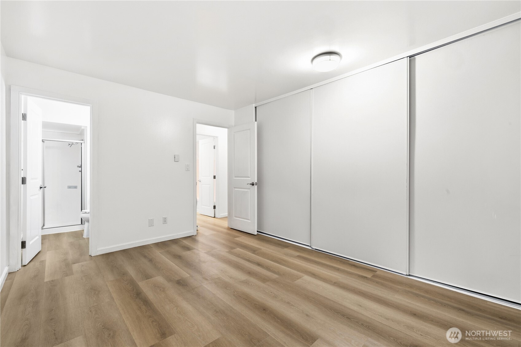 18906 8th Avenue NW #115, Shoreline, WA 98177