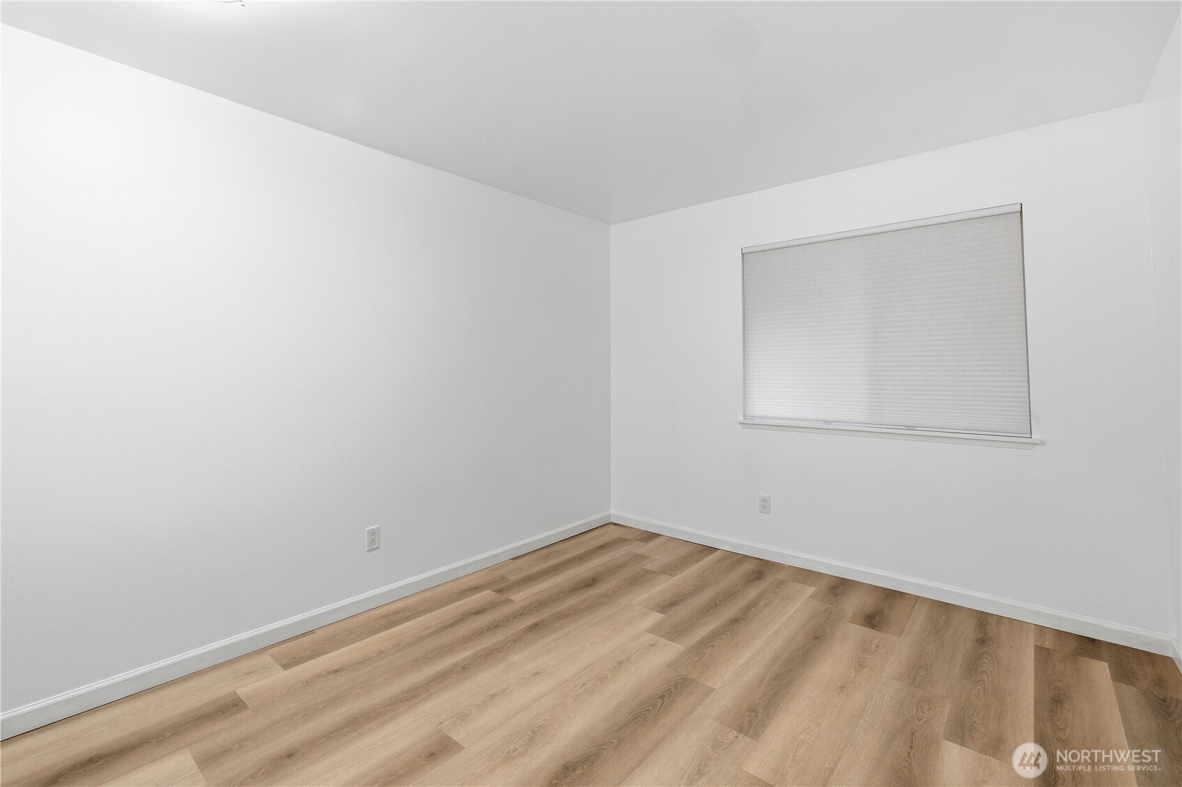 18906 8th Avenue NW #115, Shoreline, WA 98177