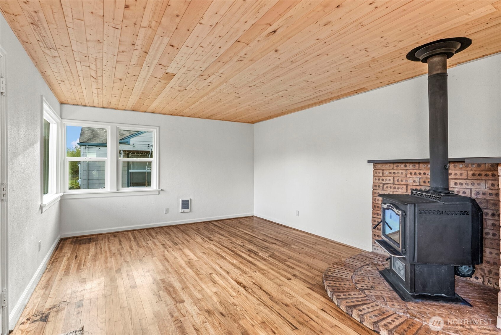 541 24th Ave. , Longview, WA 98632