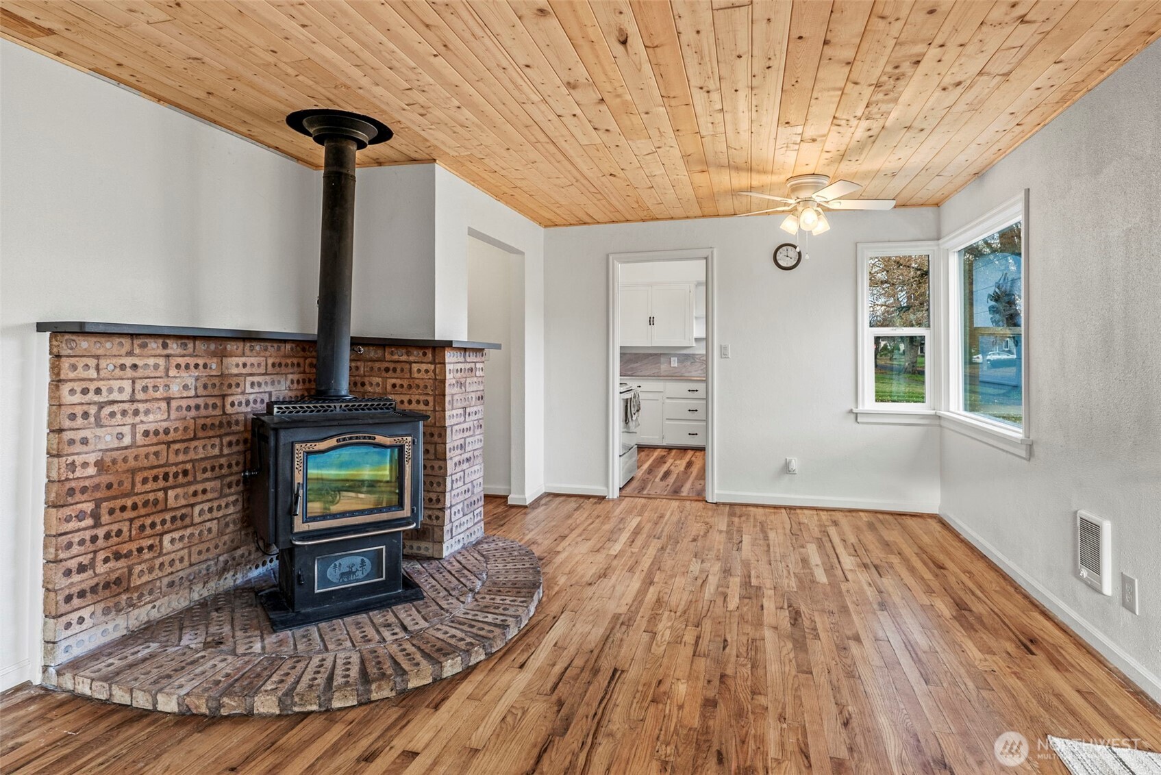 541 24th Ave. , Longview, WA 98632