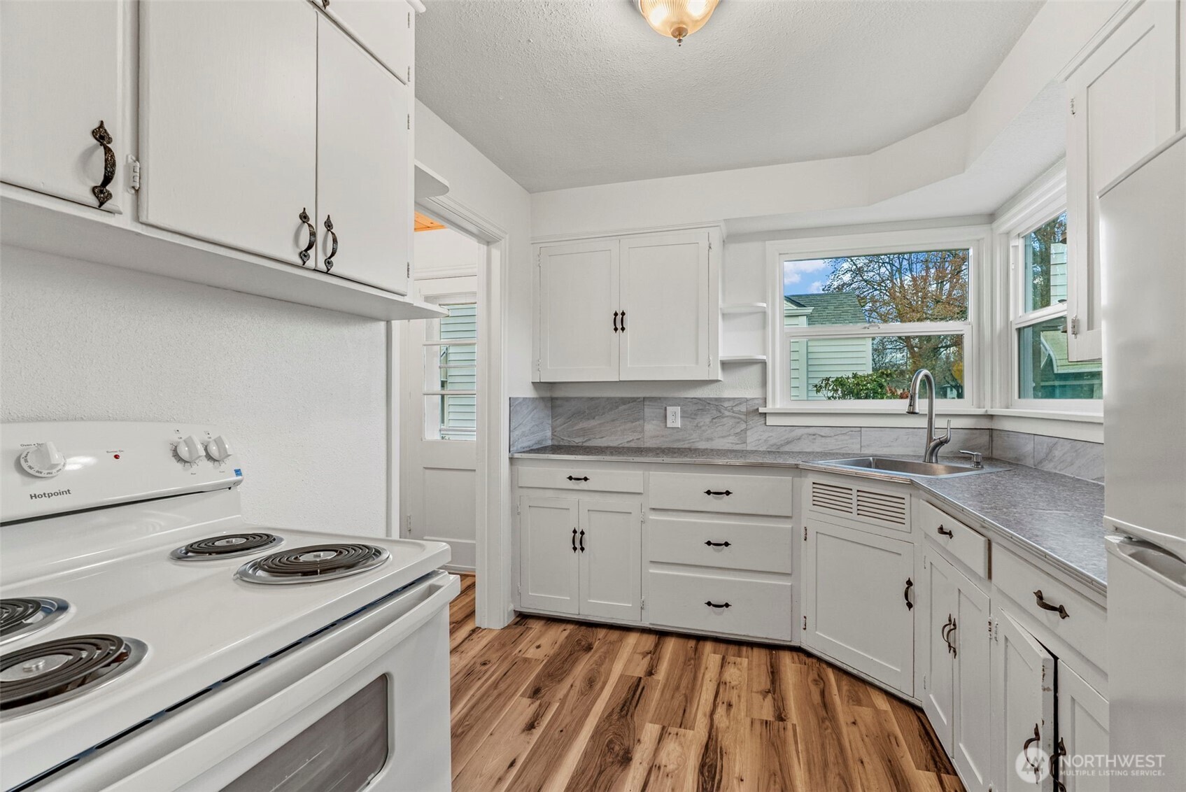 541 24th Ave. , Longview, WA 98632