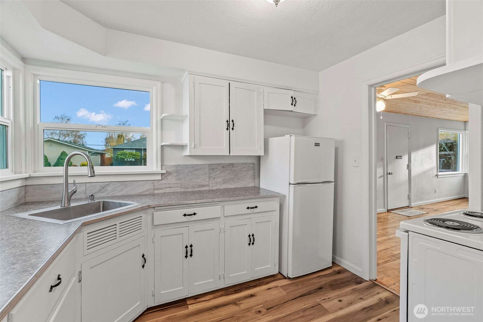 541 24th Ave. , Longview, WA 98632