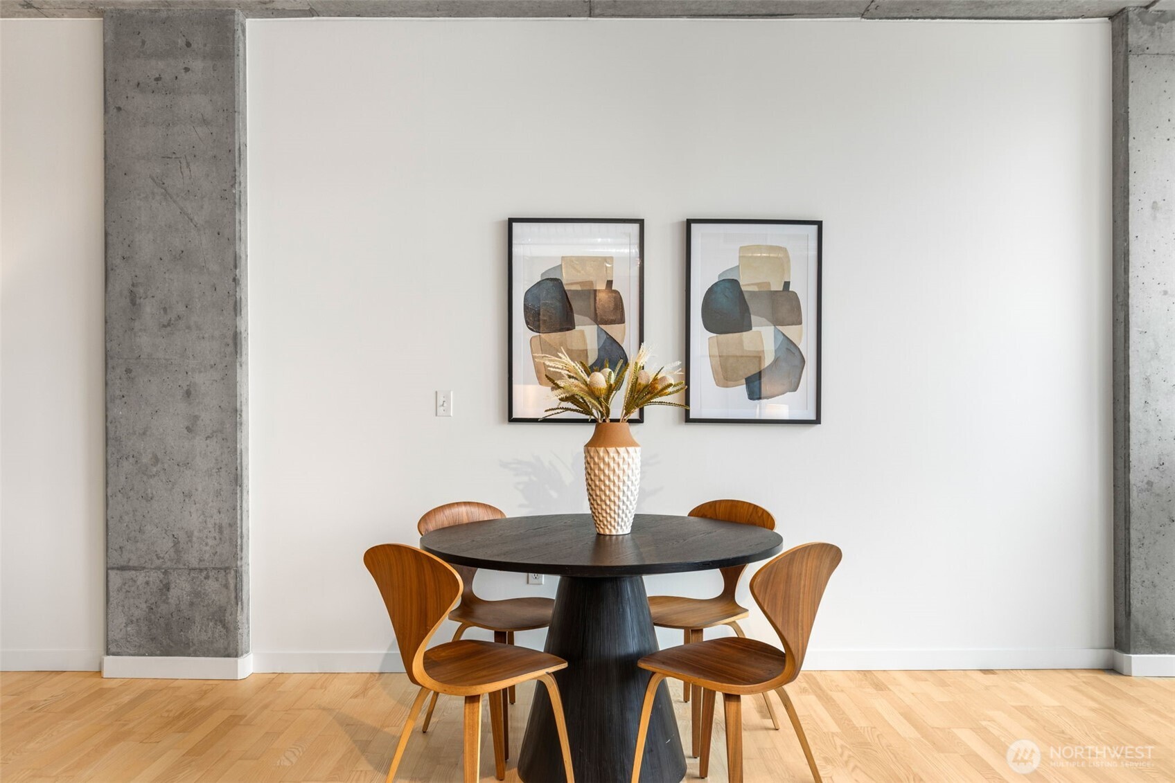 2720 3rd Avenue #705, Seattle, WA 98121