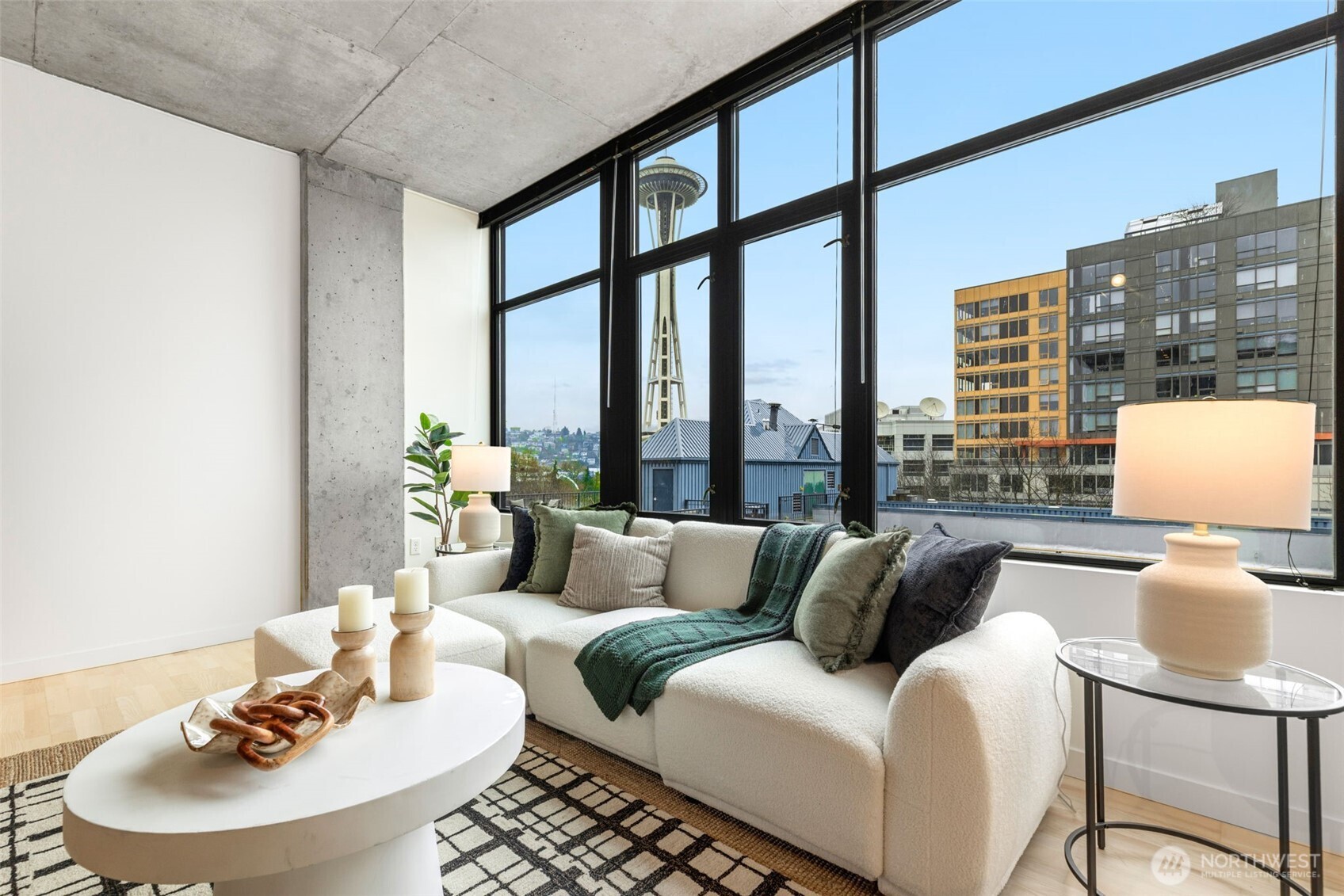 2720 3rd Avenue #705, Seattle, WA 98121