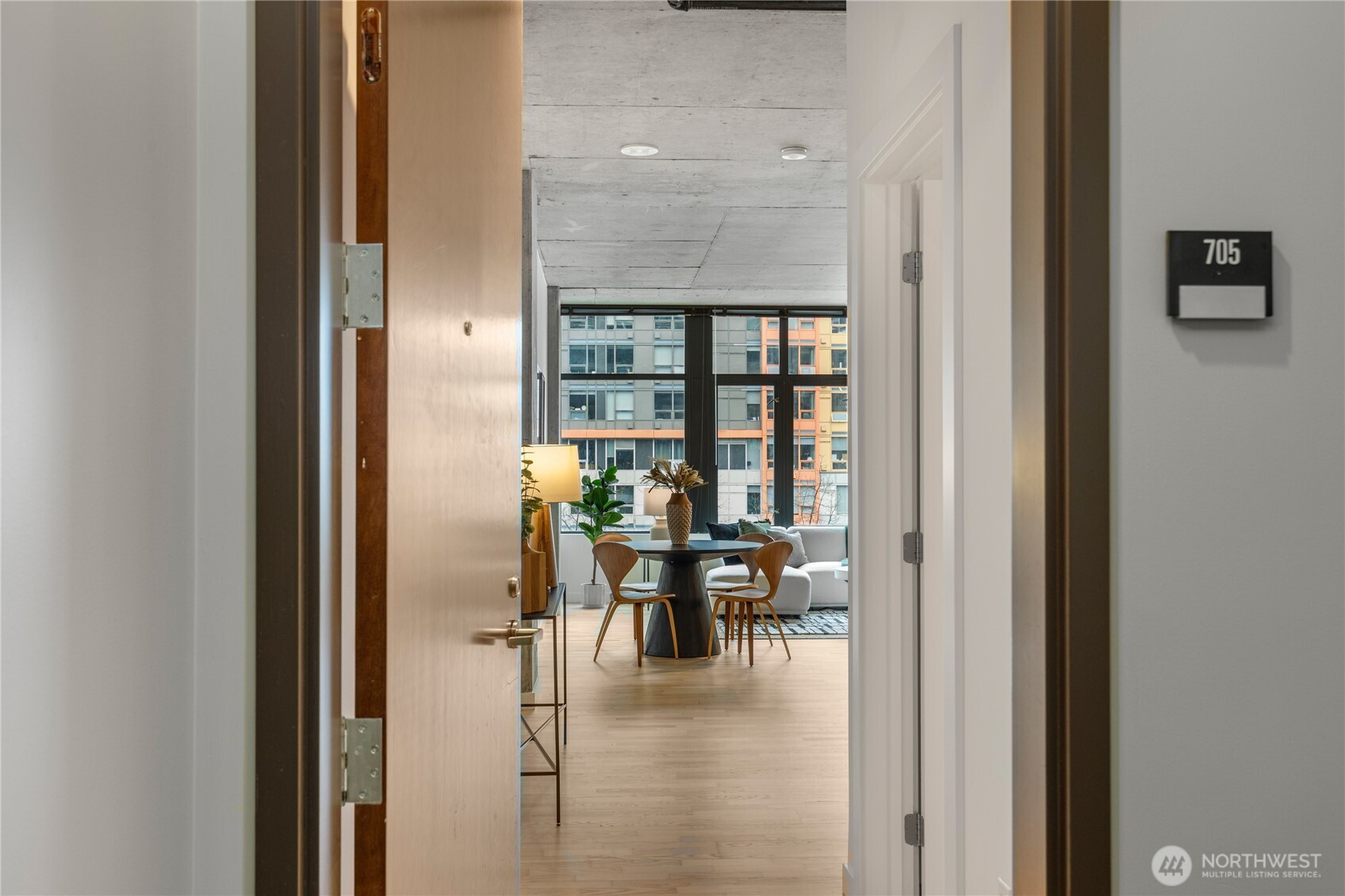 2720 3rd Avenue #705, Seattle, WA 98121