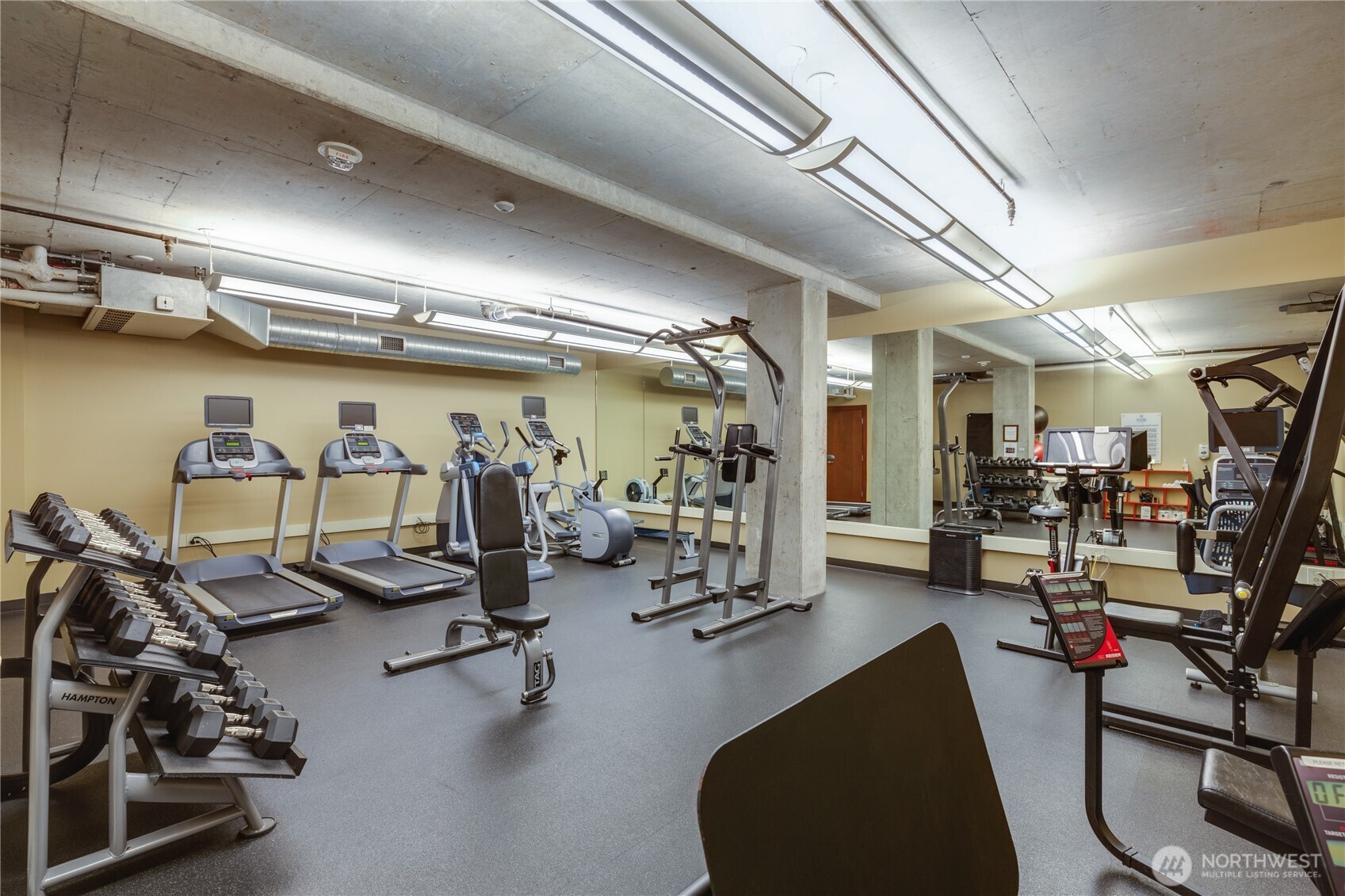 2720 3rd Avenue #705, Seattle, WA 98121