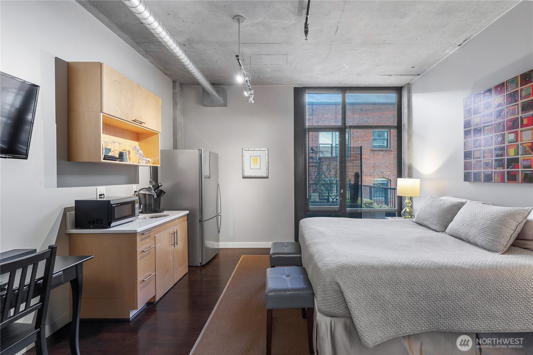 2720 3rd Avenue #705, Seattle, WA 98121