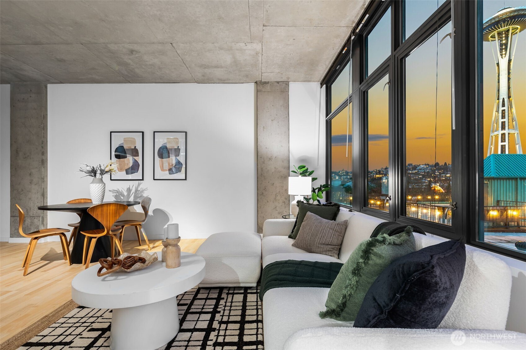 2720 3rd Avenue #705, Seattle, WA 98121