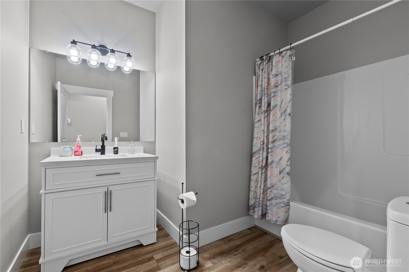 8233 Gold Run Drive , Maple Falls, WA 98266