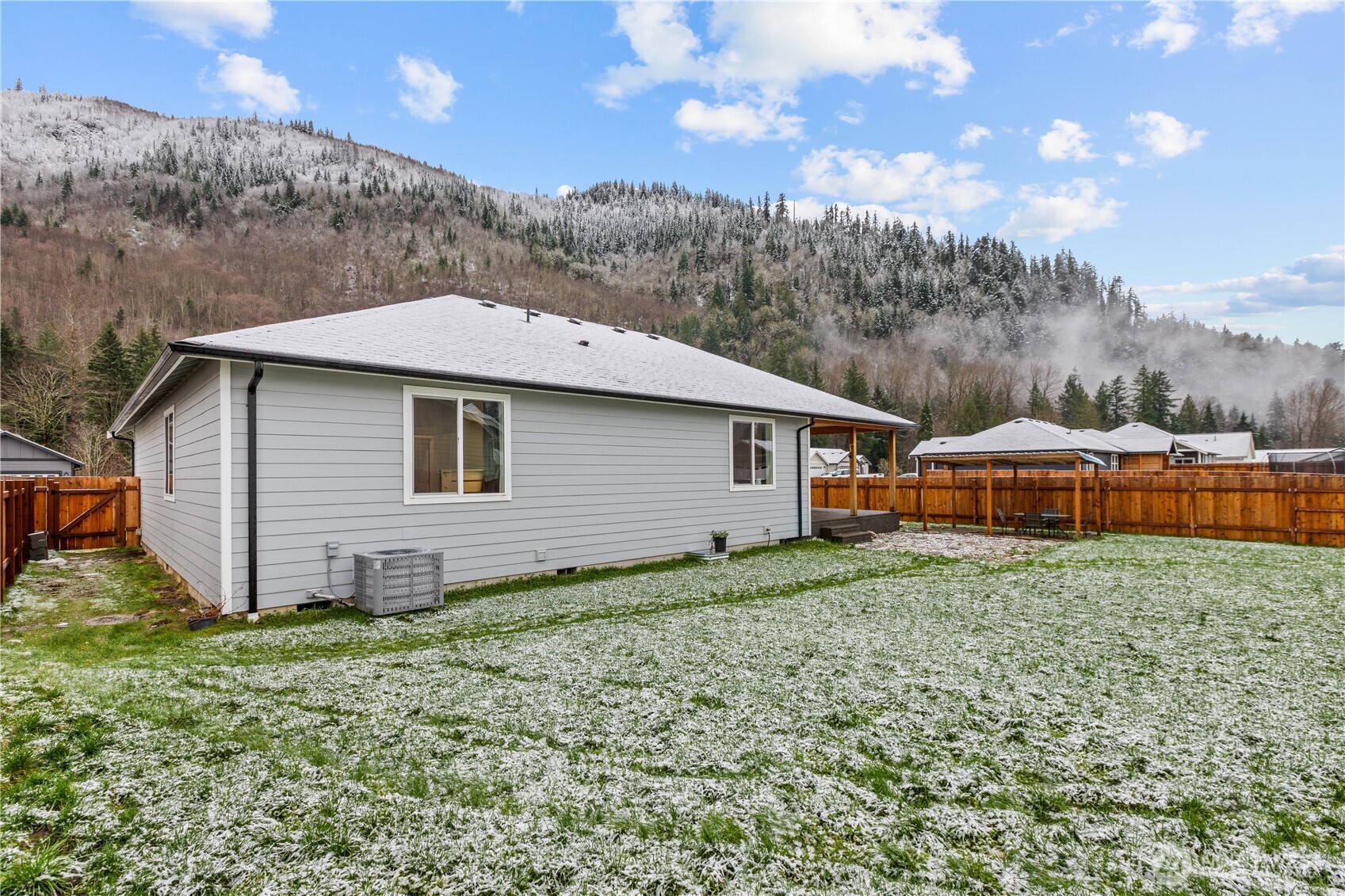 8233 Gold Run Drive , Maple Falls, WA 98266