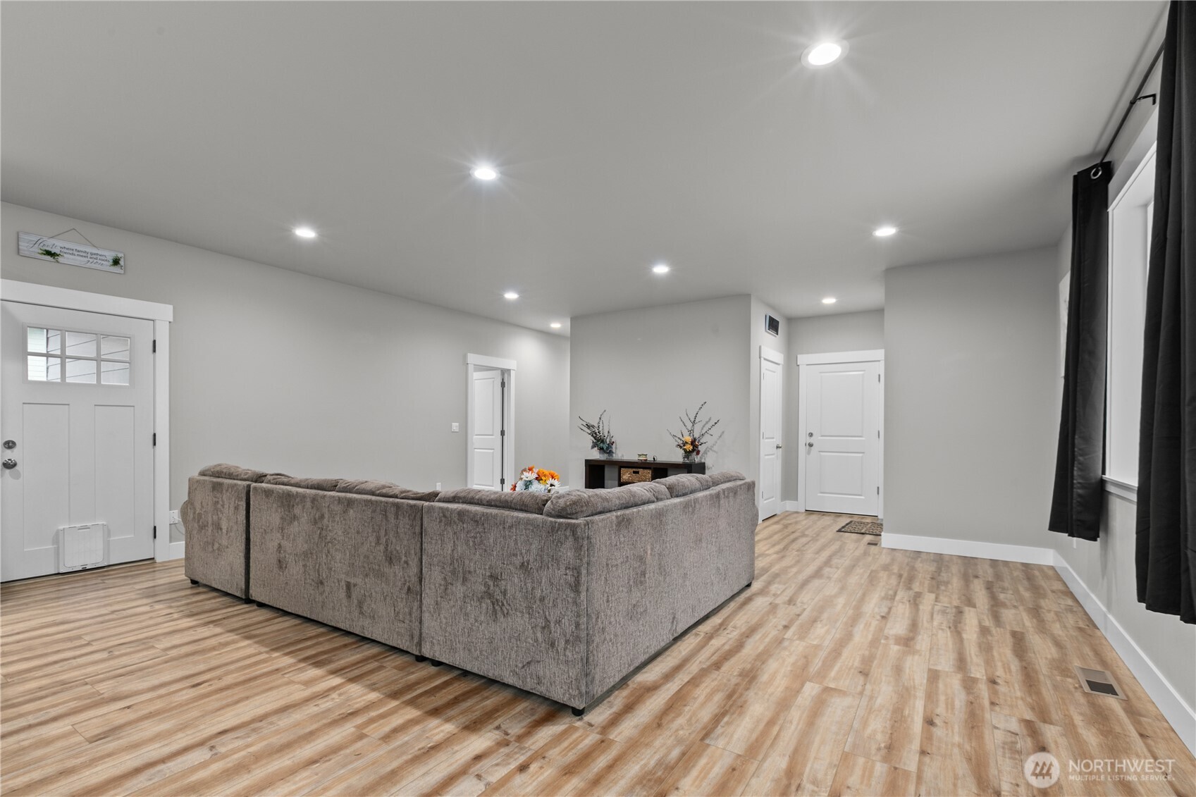 8233 Gold Run Drive , Maple Falls, WA 98266