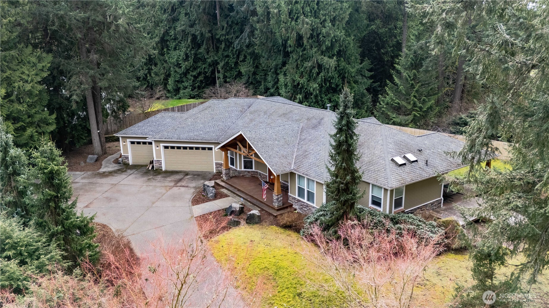 2744 Carpenter Road SE, Lacey, WA 98503