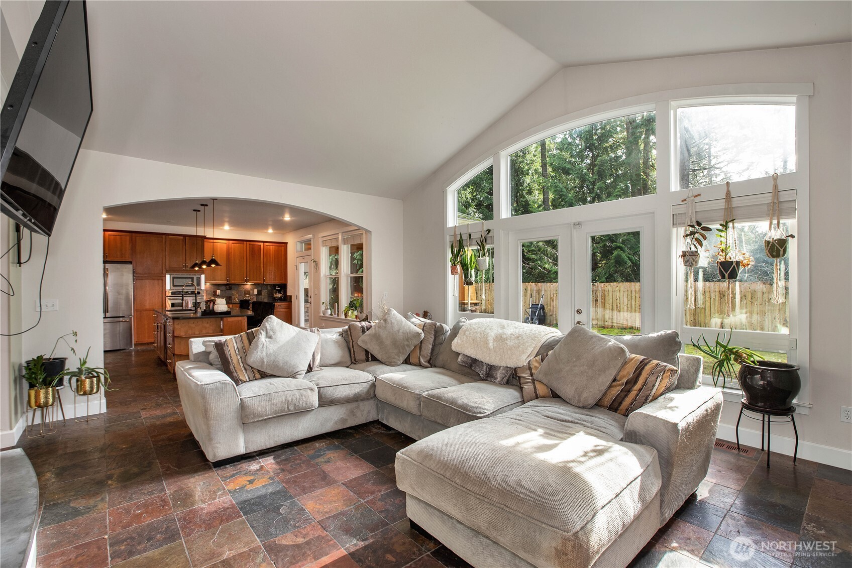 2744 Carpenter Road SE, Lacey, WA 98503