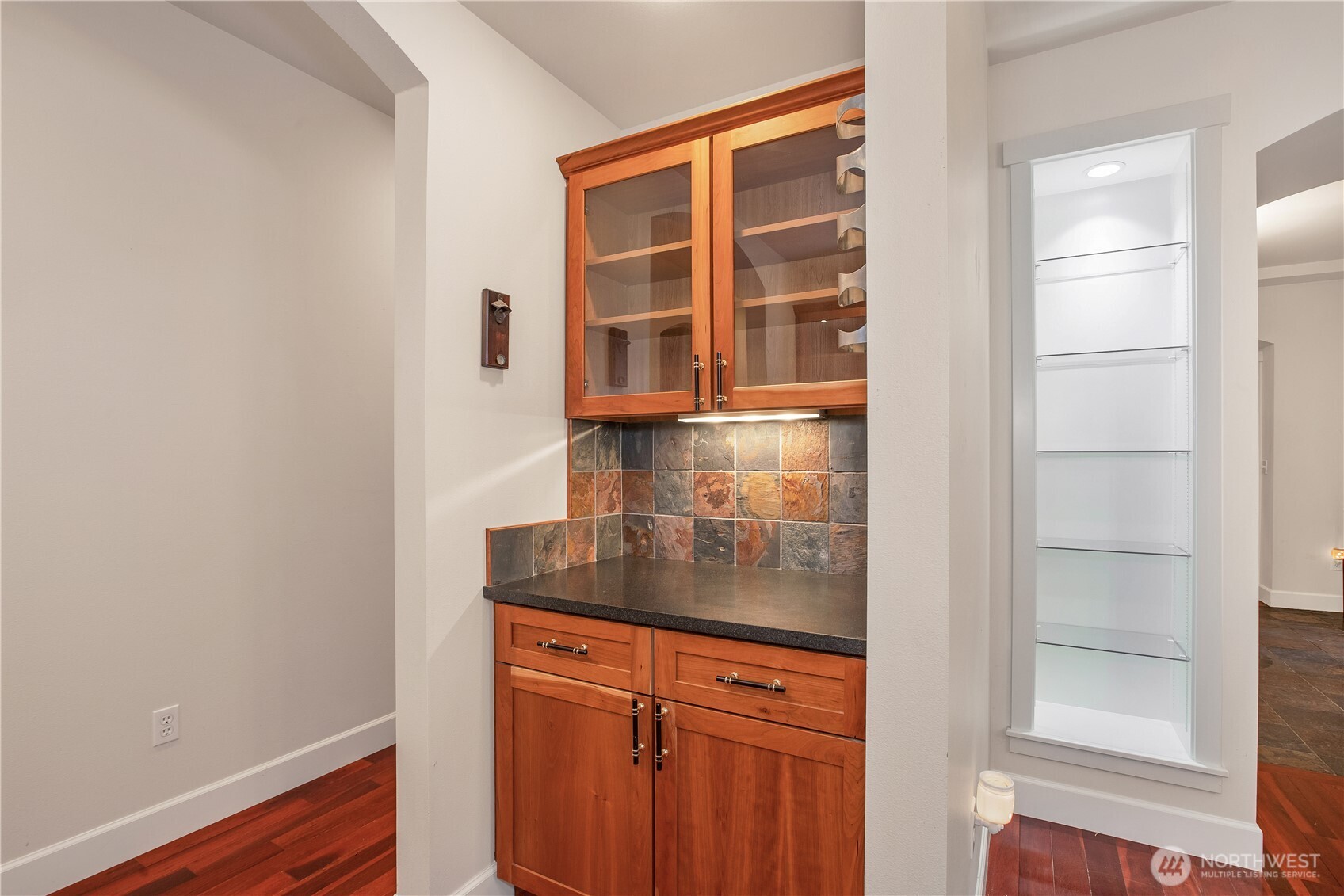 2744 Carpenter Road SE, Lacey, WA 98503