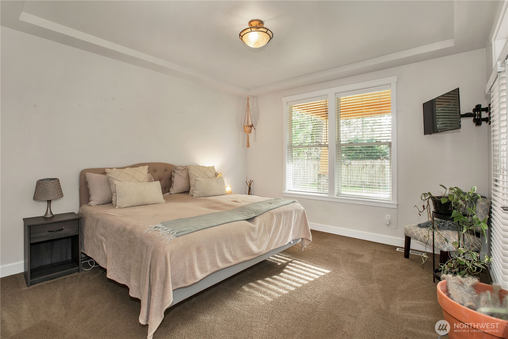 2744 Carpenter Road SE, Lacey, WA 98503