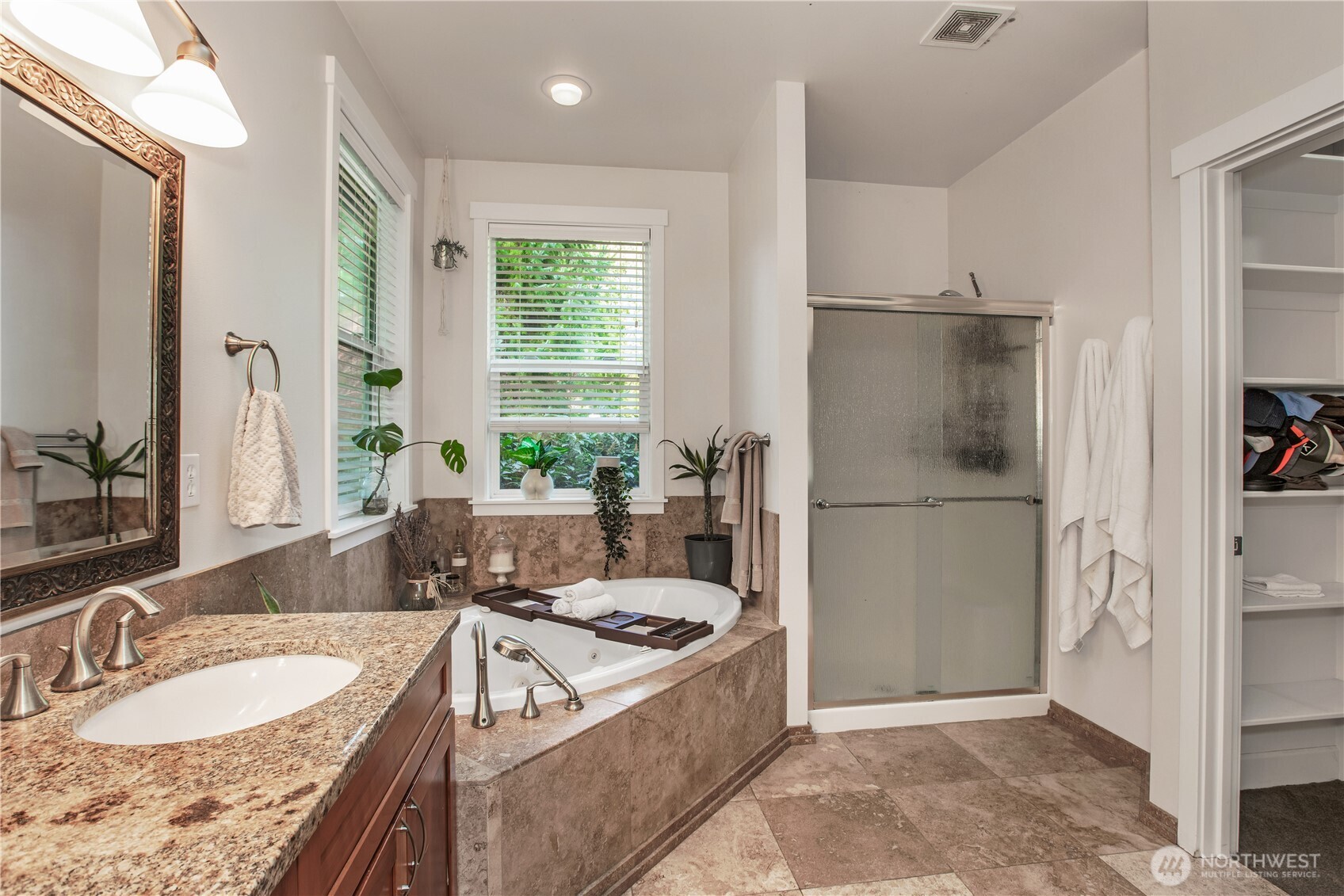 2744 Carpenter Road SE, Lacey, WA 98503