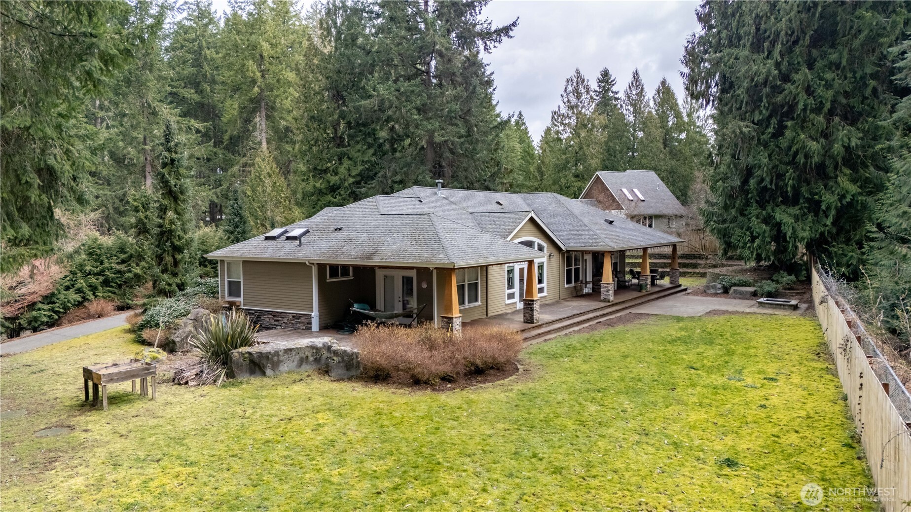 2744 Carpenter Road SE, Lacey, WA 98503