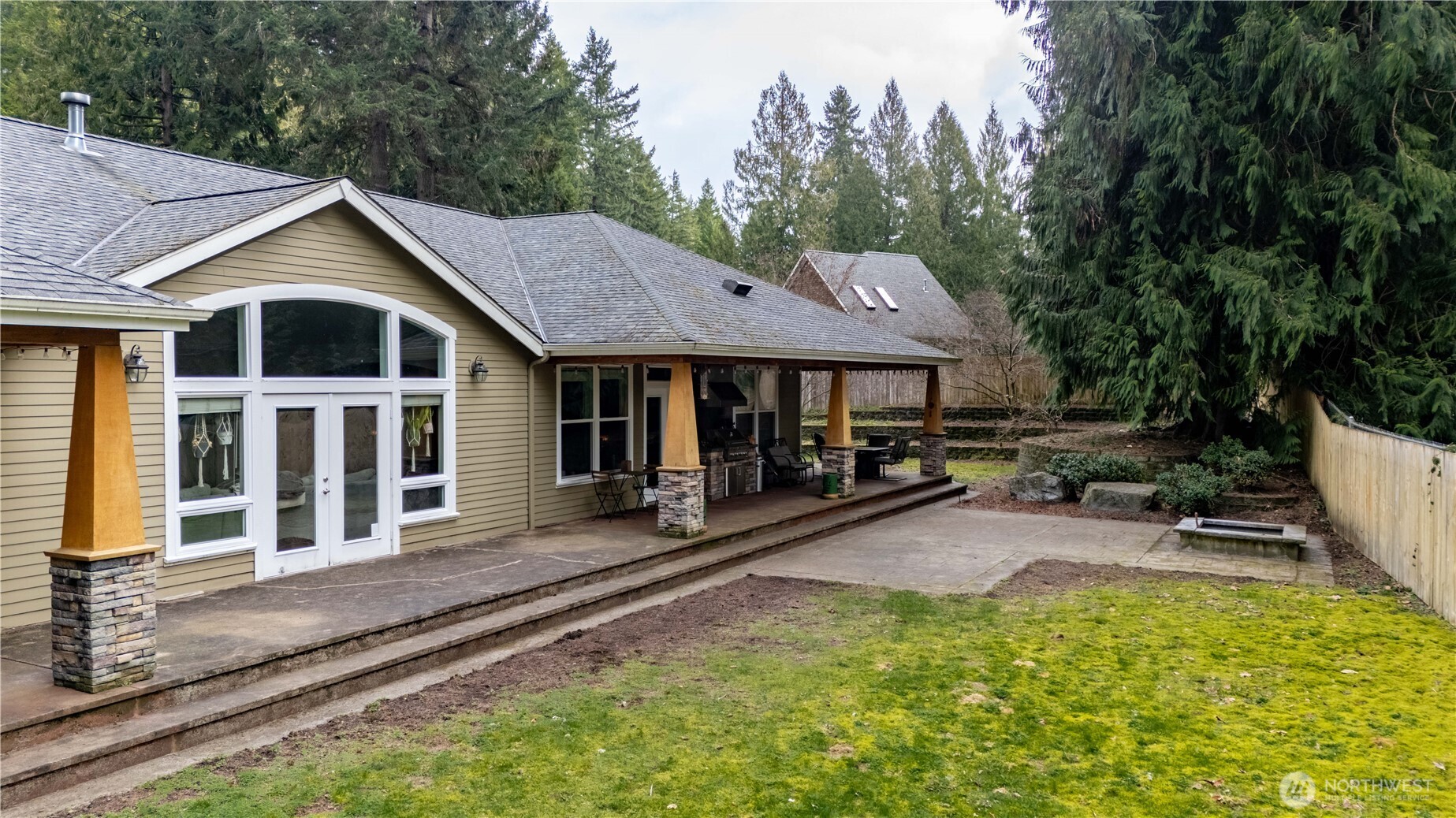 2744 Carpenter Road SE, Lacey, WA 98503