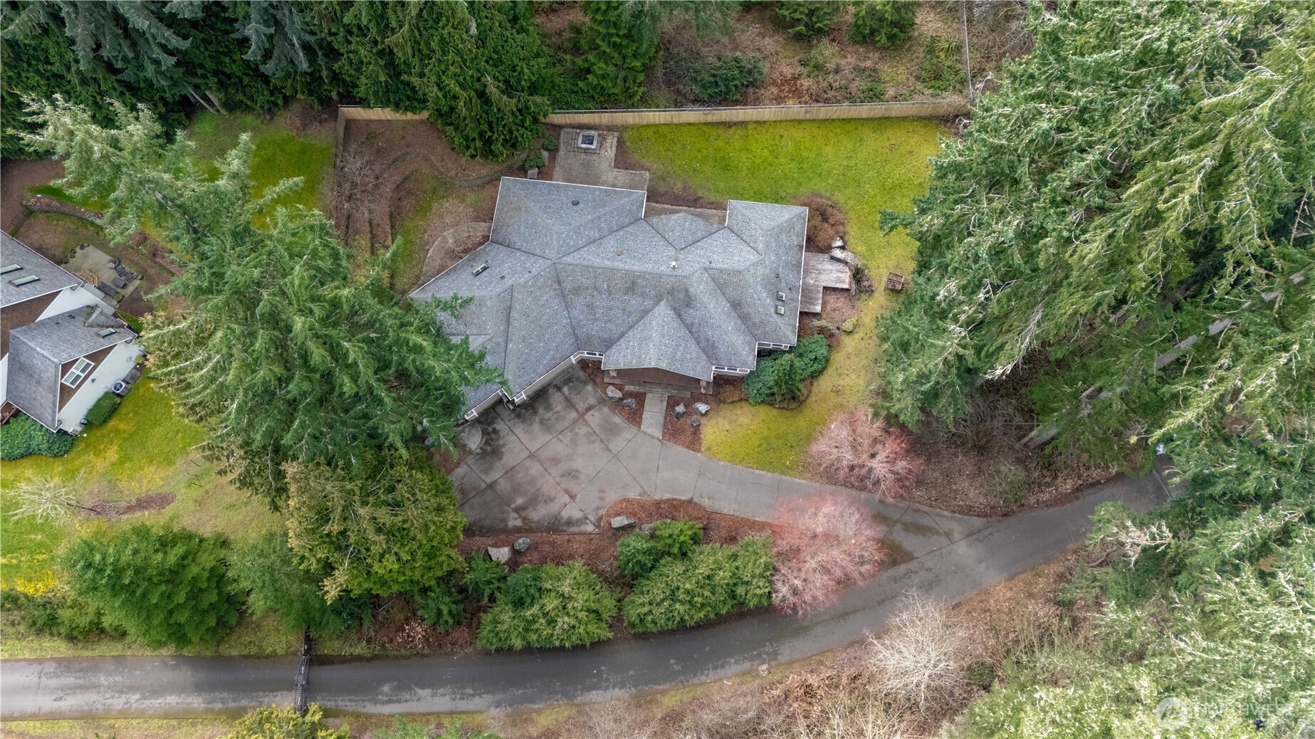2744 Carpenter Road SE, Lacey, WA 98503