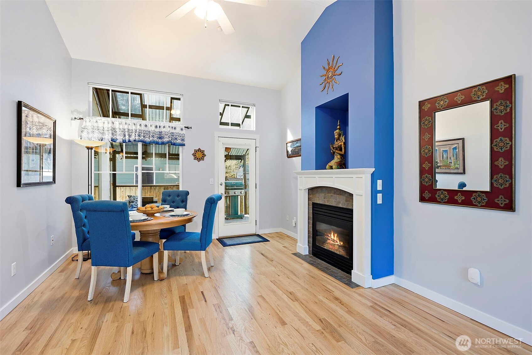 2253 McDonald Avenue , Dupont, WA 98327